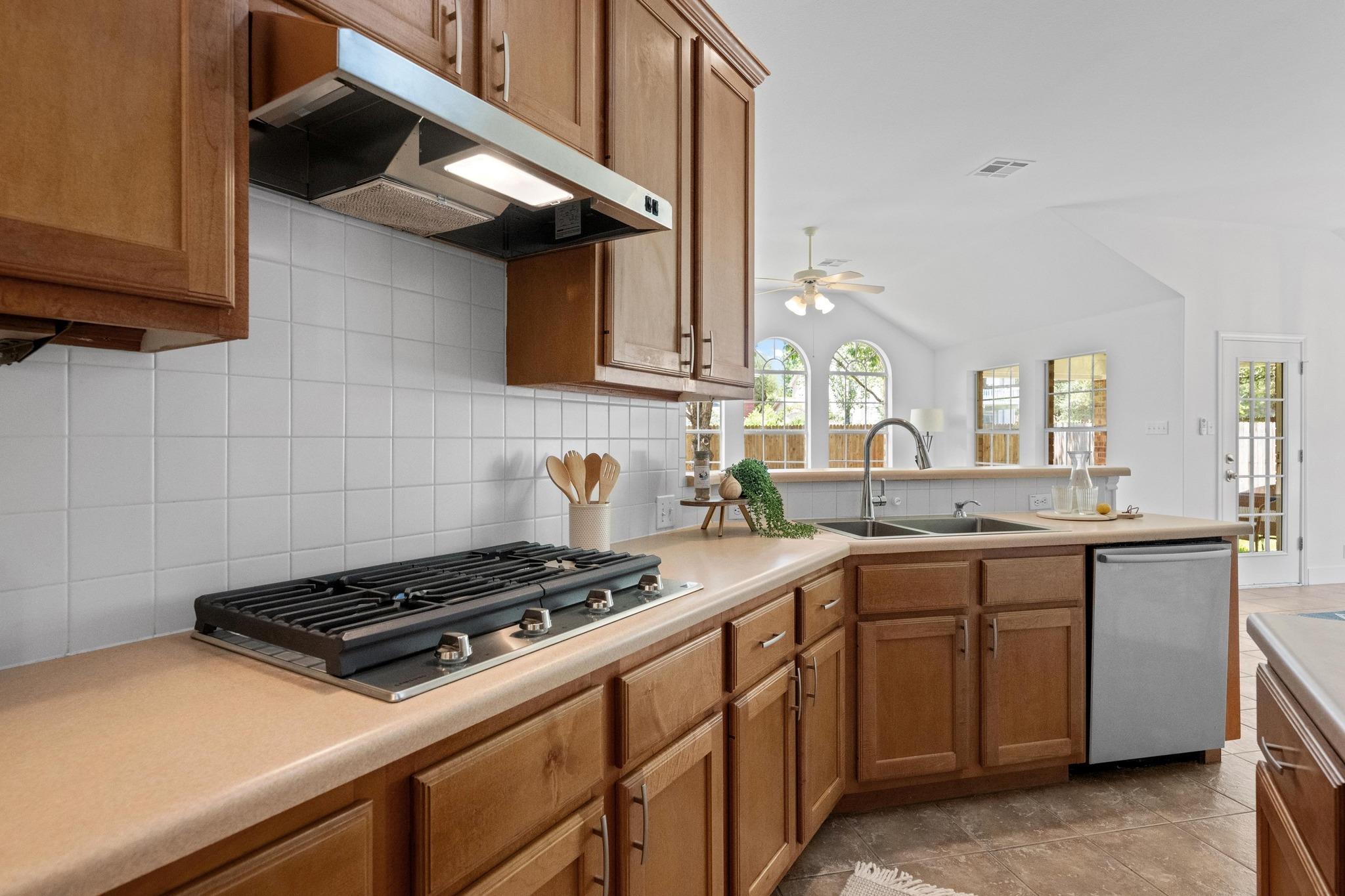 1718 Cattle Dr, Cedar Park, TX 78613