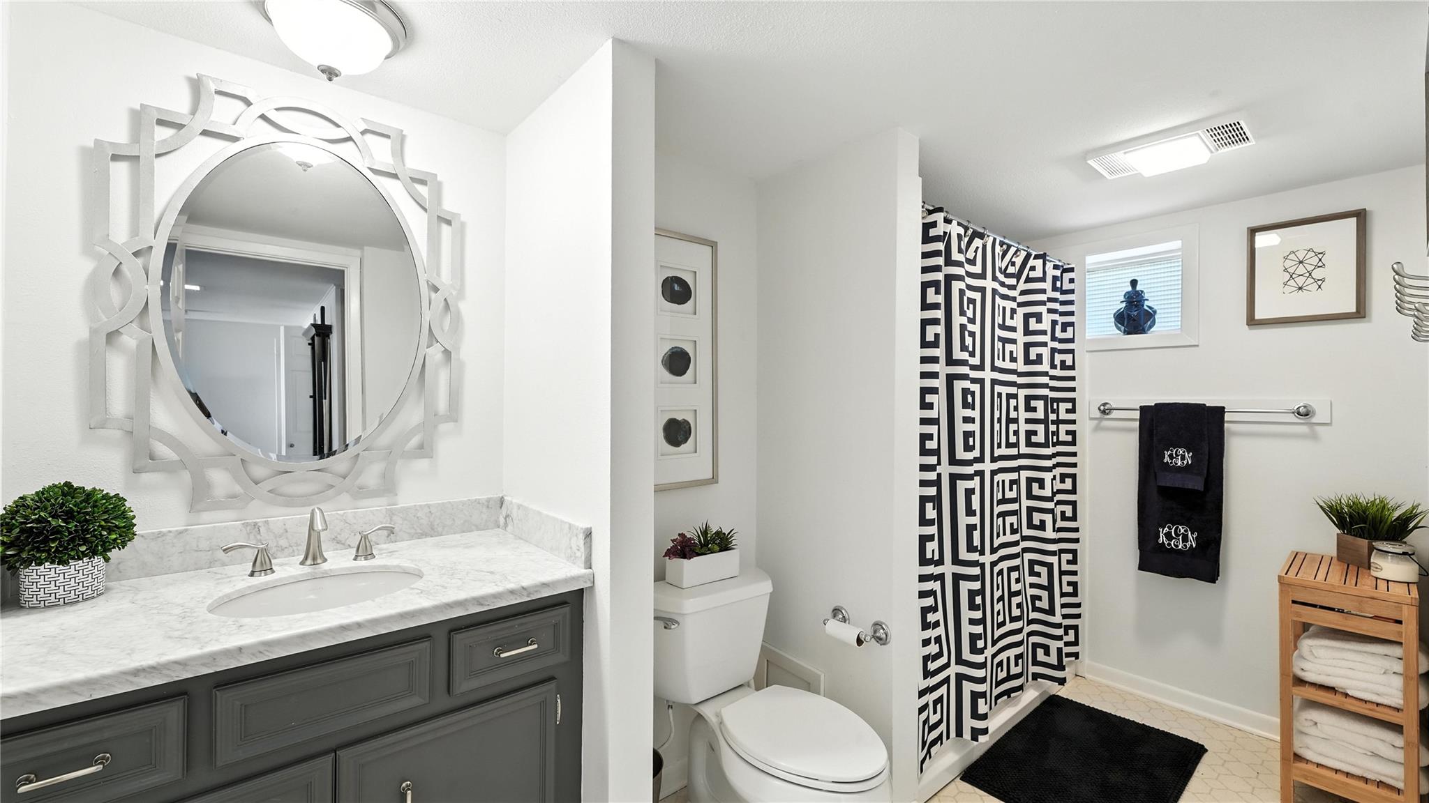 18306 Austin Blvd # 2, Lago Vista, TX 78645