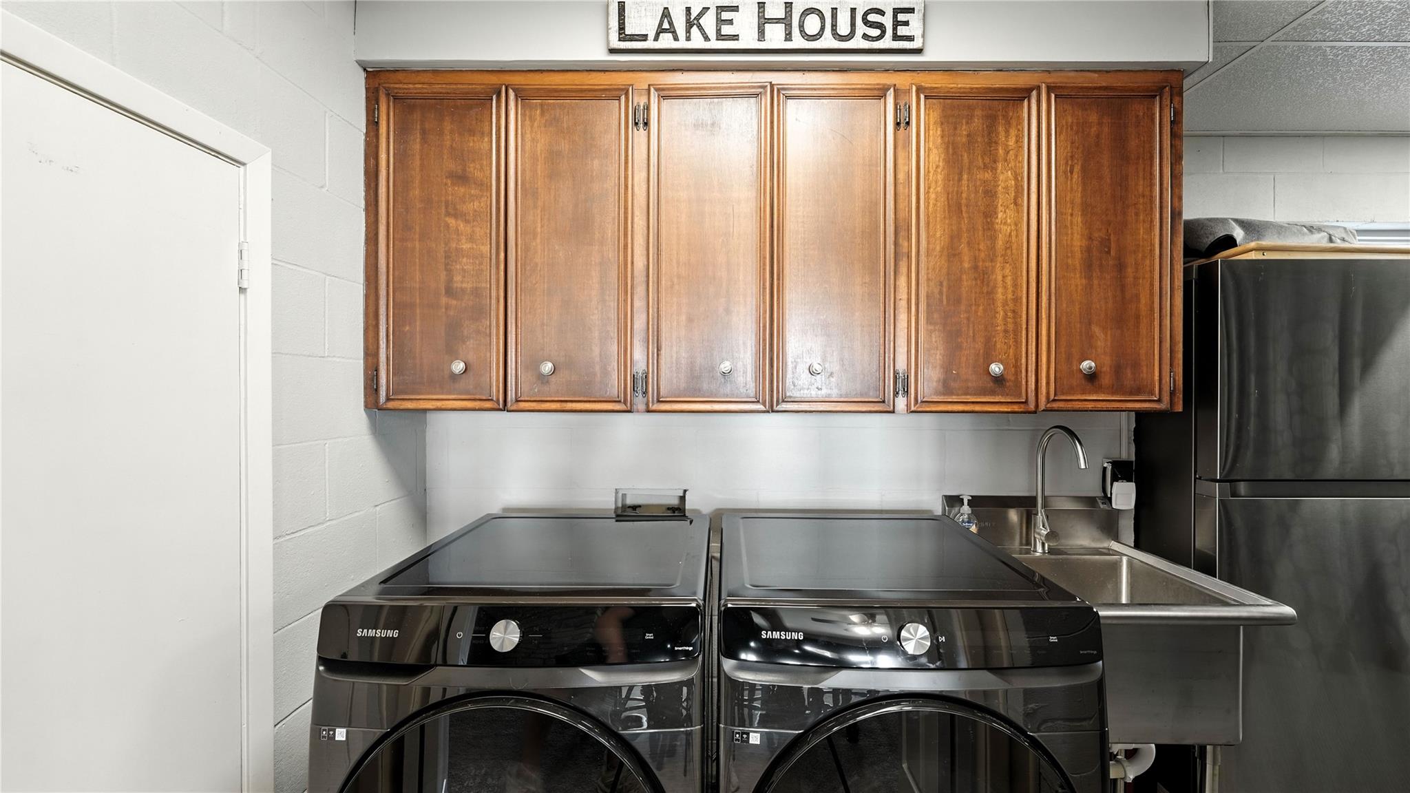 18306 Austin Blvd # 2, Lago Vista, TX 78645