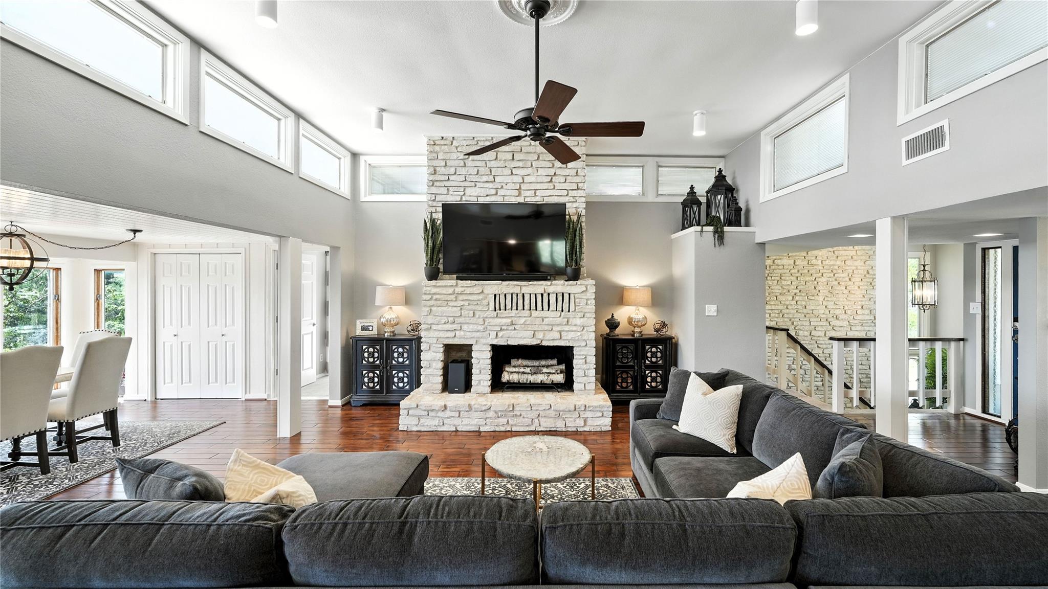 18306 Austin Blvd # 2, Lago Vista, TX 78645
