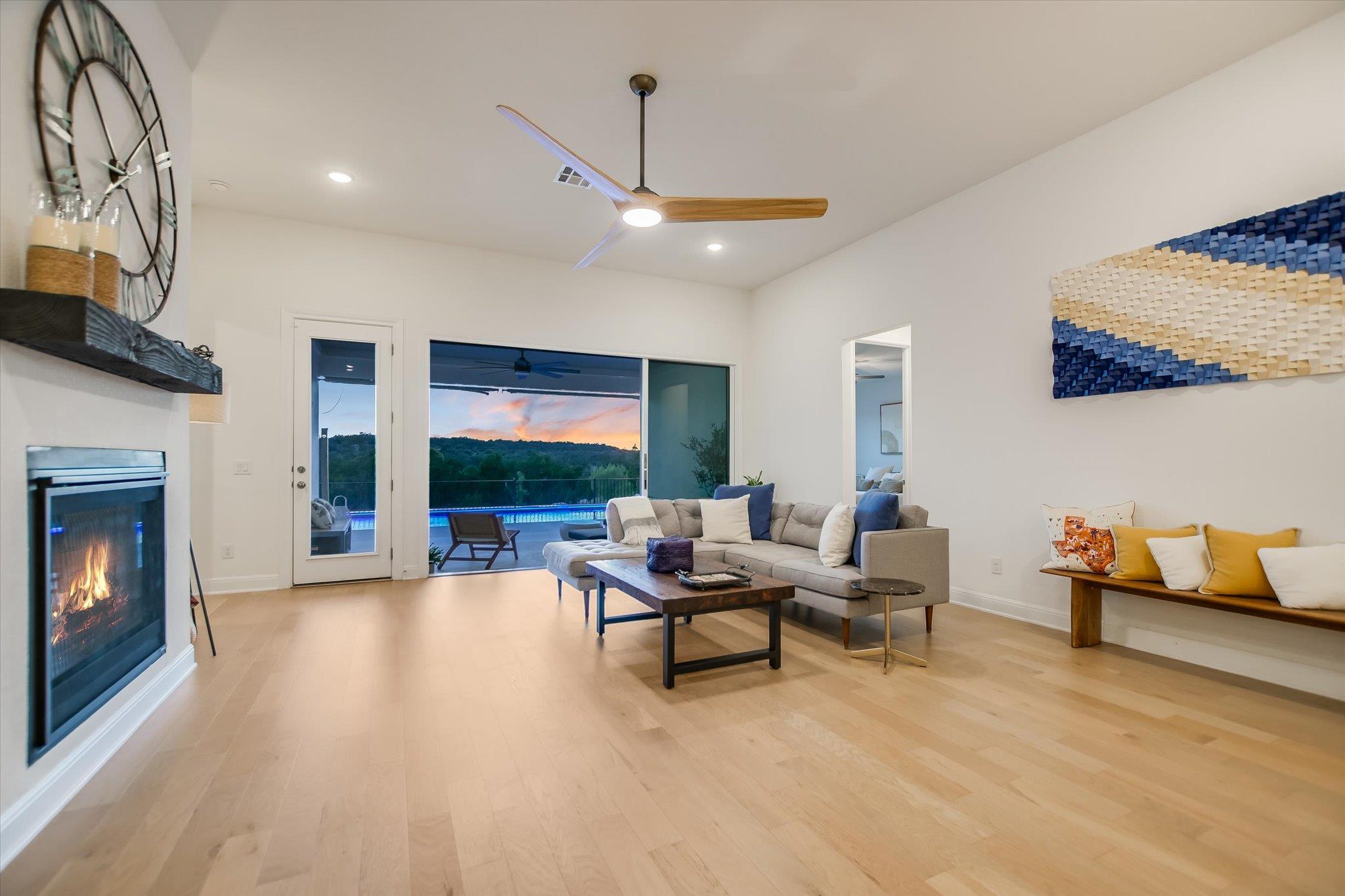 5608 Cimarron Ridge Ln, Austin, TX 78738