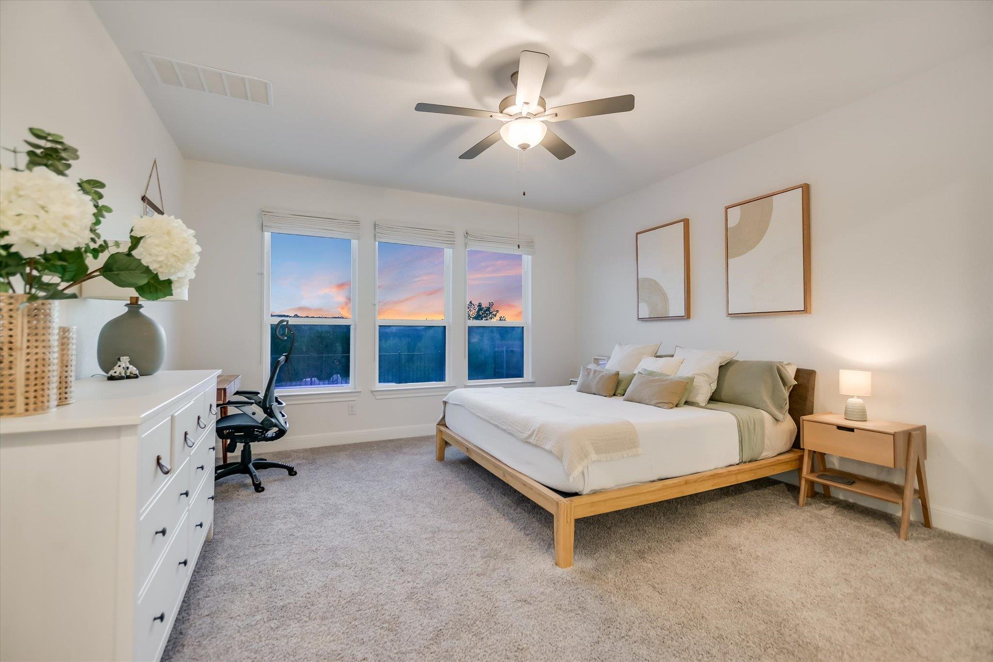 5608 Cimarron Ridge Ln, Austin, TX 78738