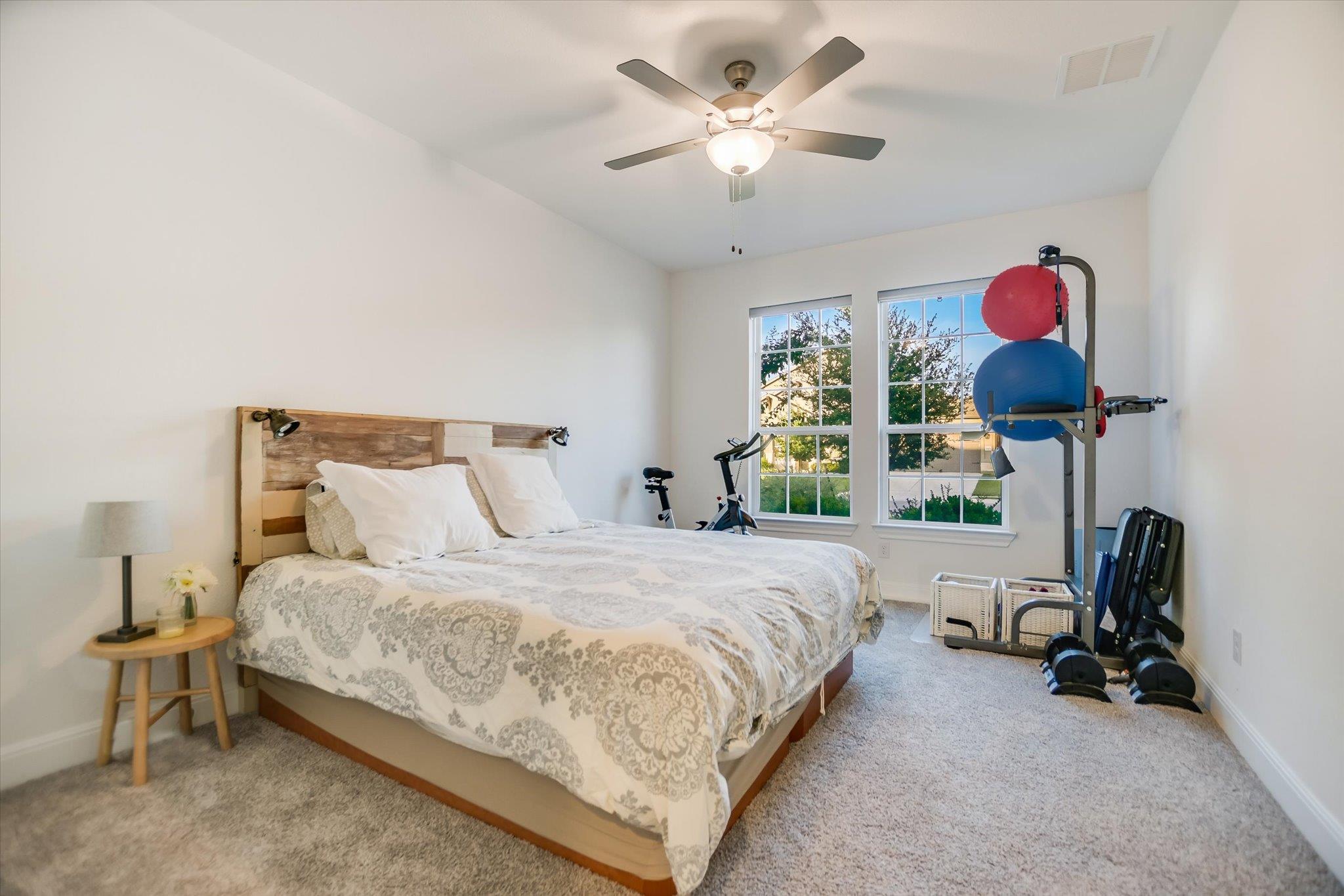 5608 Cimarron Ridge Ln, Austin, TX 78738