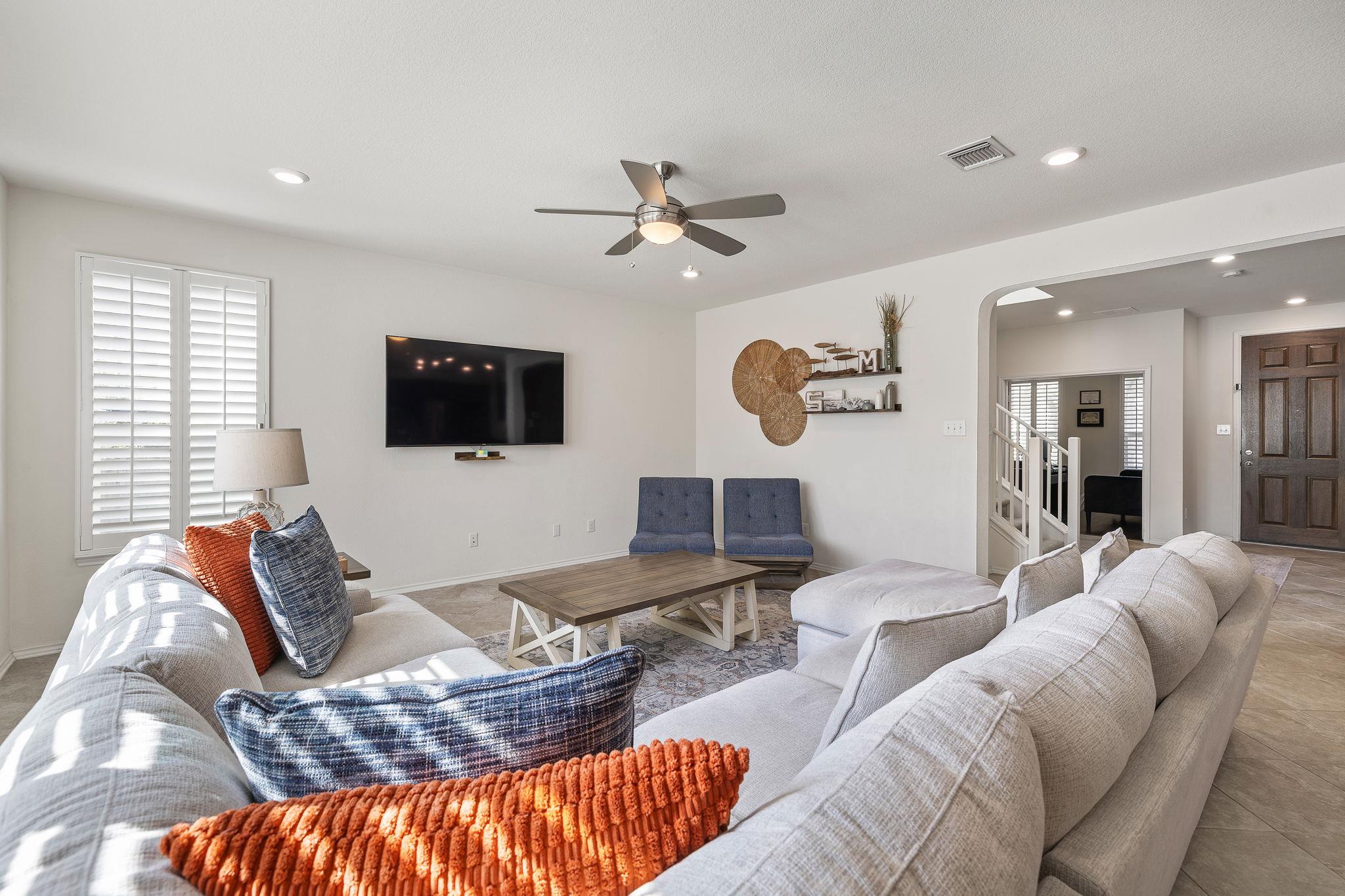 31431 Kingsway Rd, Georgetown, TX 78628