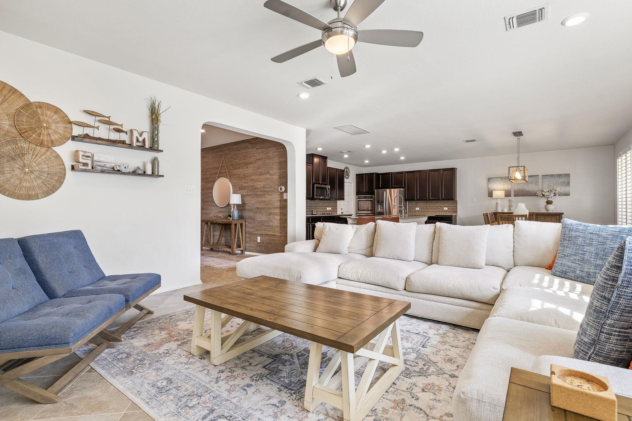 31431 Kingsway Rd, Georgetown, TX 78628