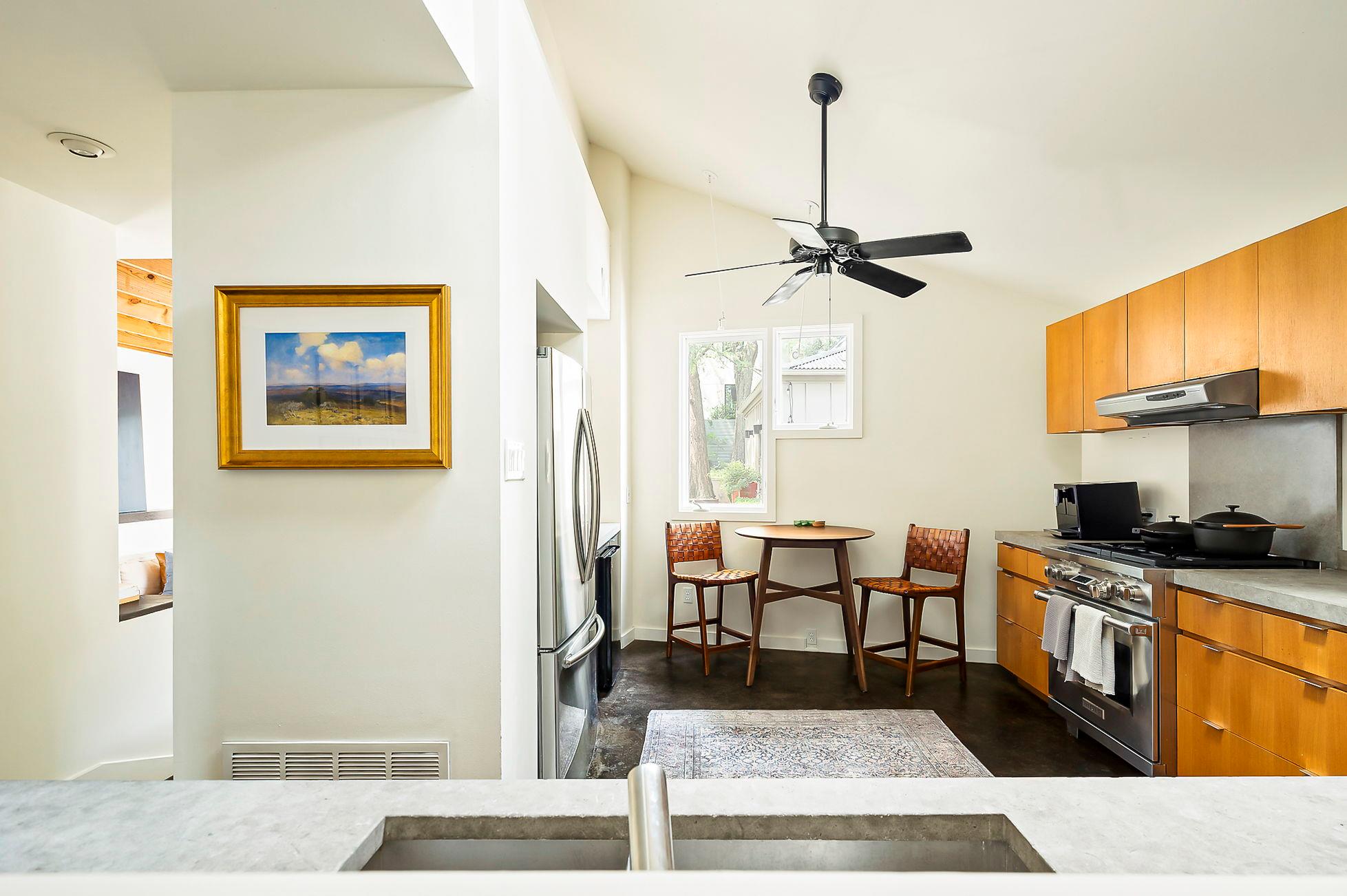 1001 Daniel Dr, Austin, TX 78704