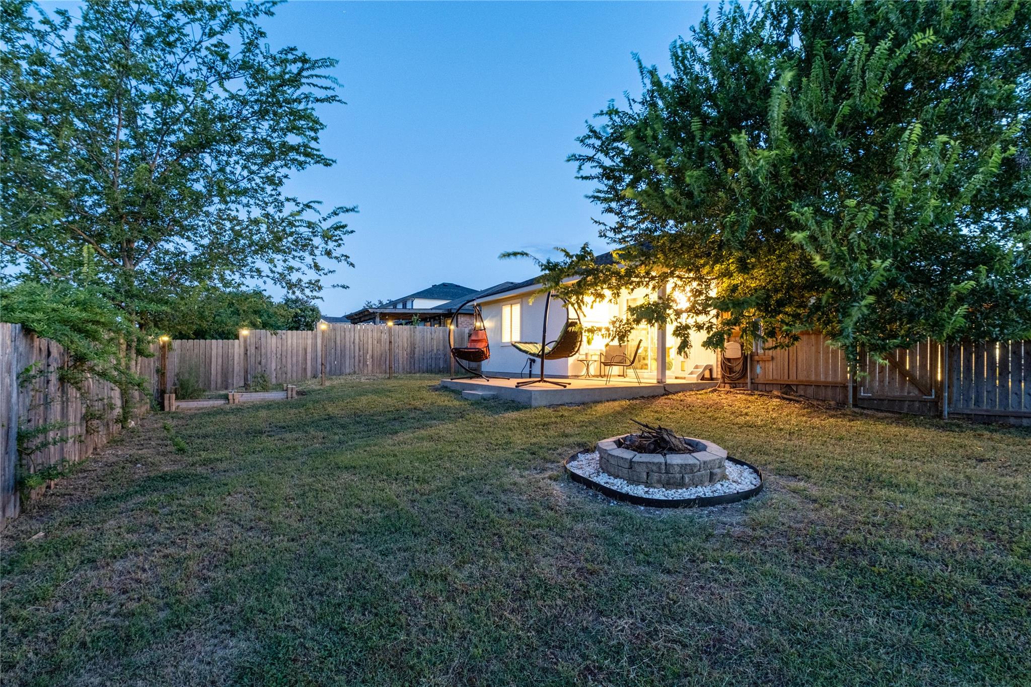 102 Woodley Rd, Leander, TX 78641