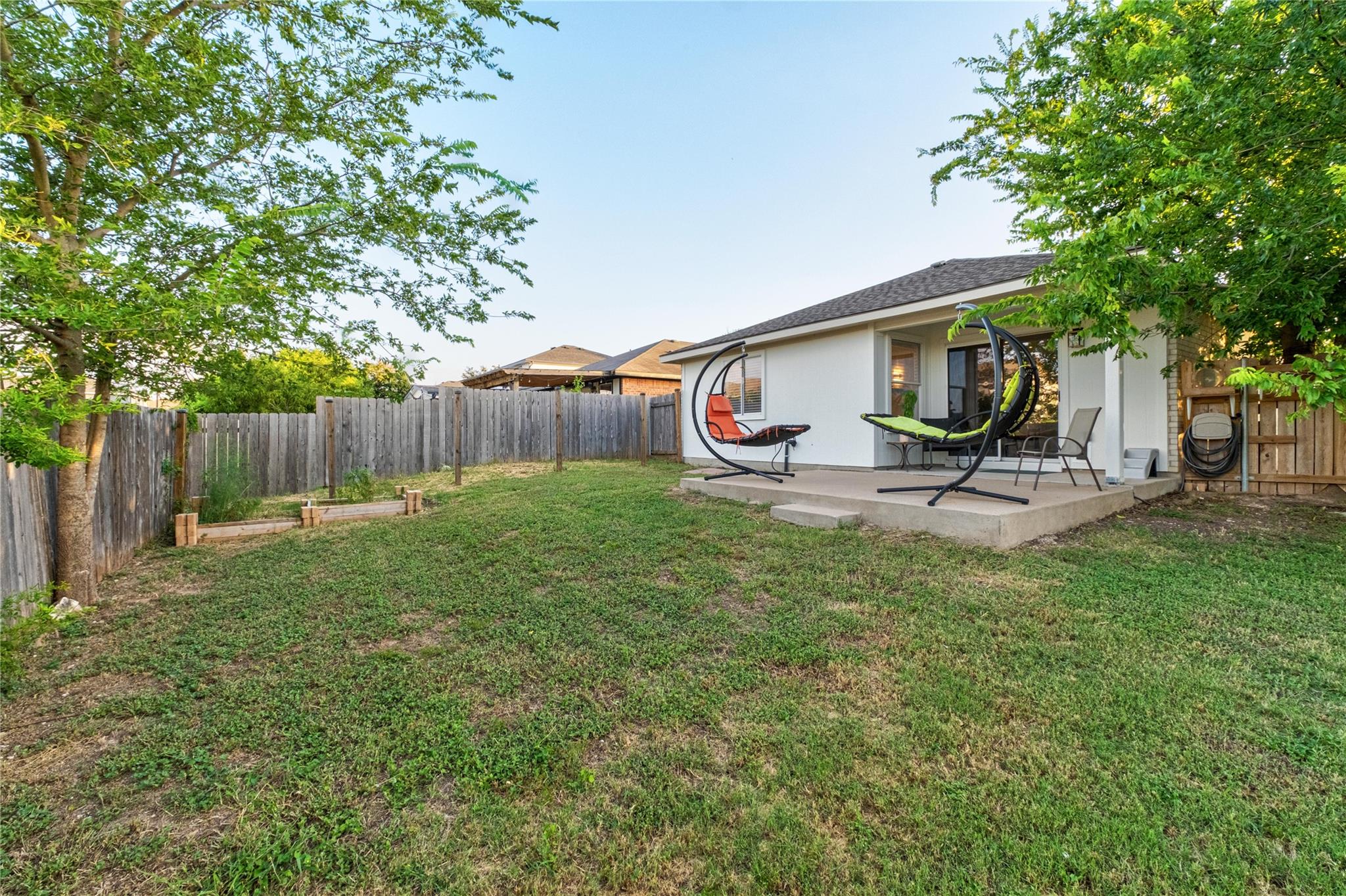 102 Woodley Rd, Leander, TX 78641