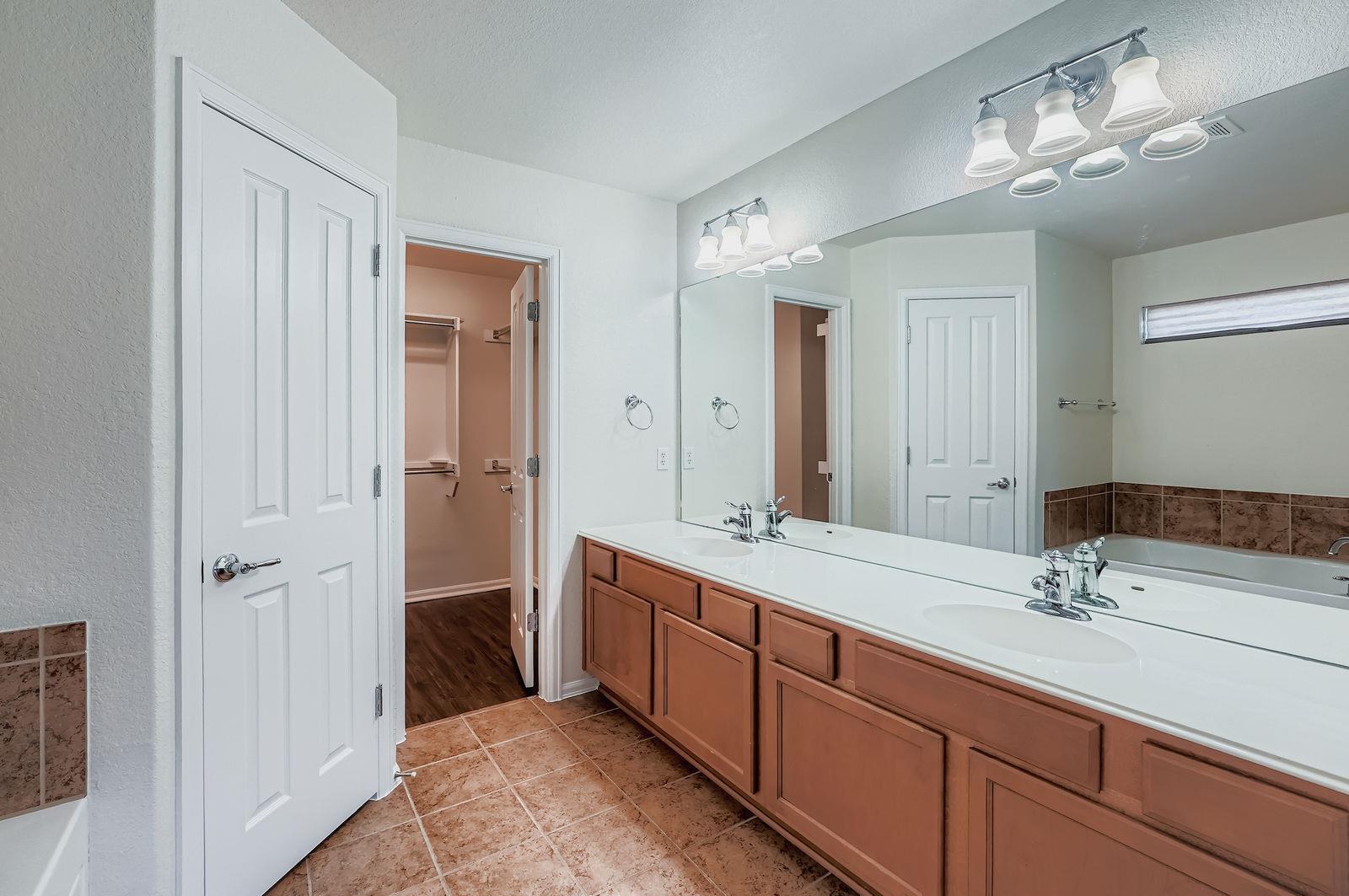 142 Sassafras Cv, Kyle, TX 78640