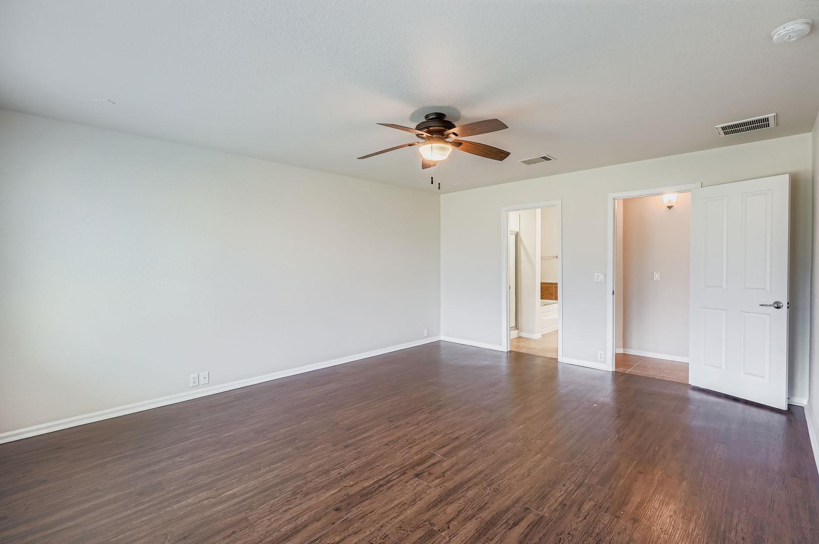 142 Sassafras Cv, Kyle, TX 78640