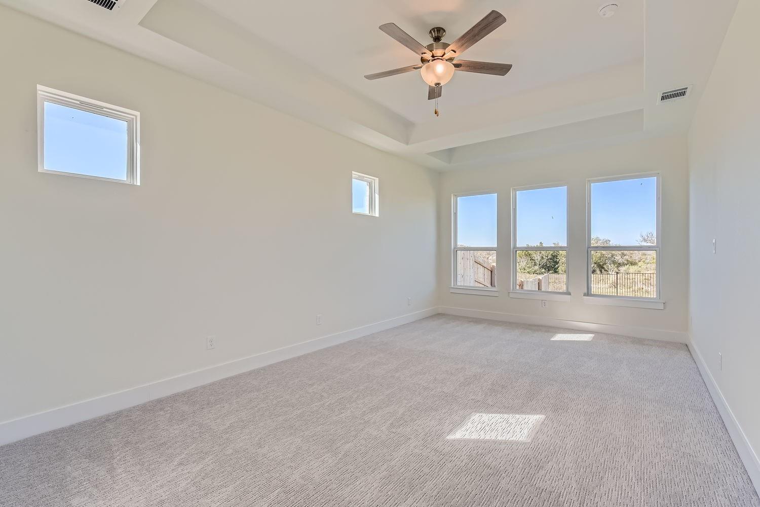 4522 Royal Oak Blvd, San Marcos, TX 78666