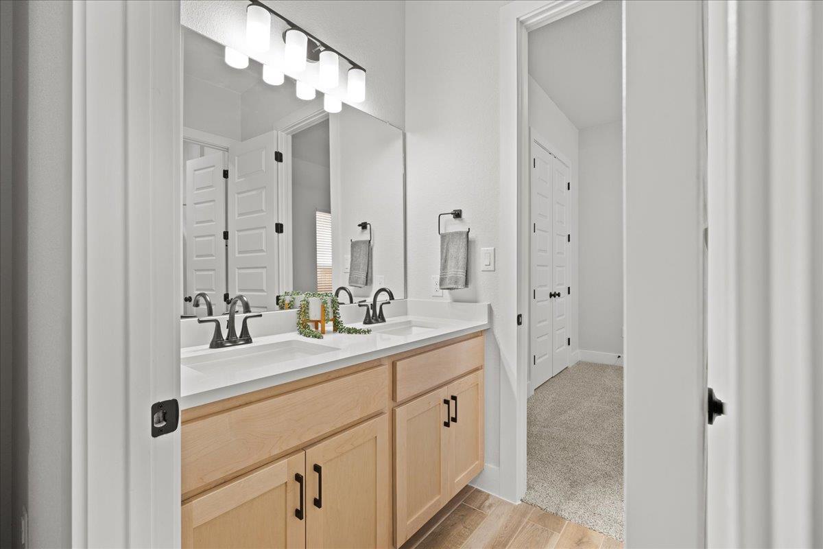 123 Seaside Sparrow Way, Kyle, TX 78640