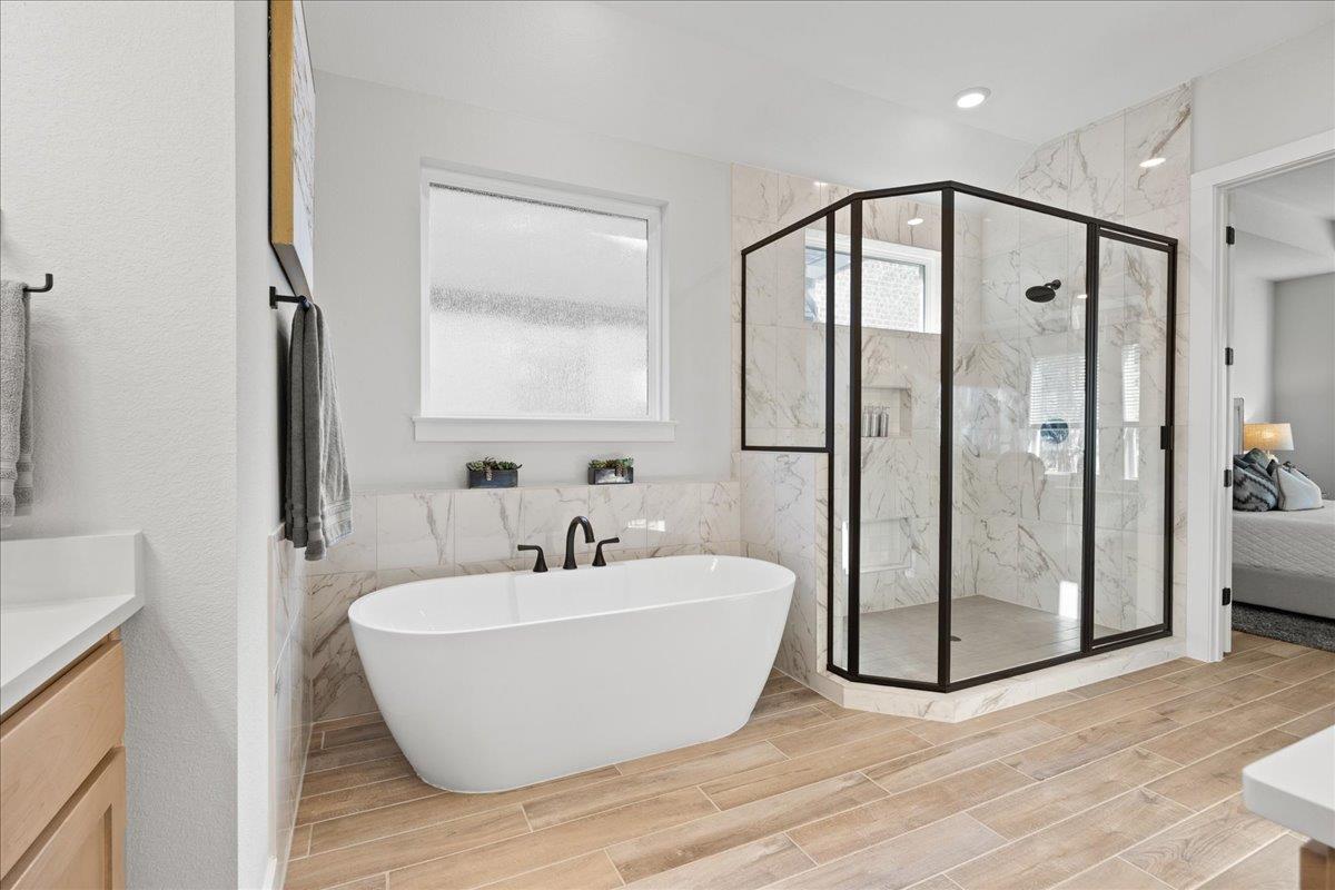 123 Seaside Sparrow Way, Kyle, TX 78640