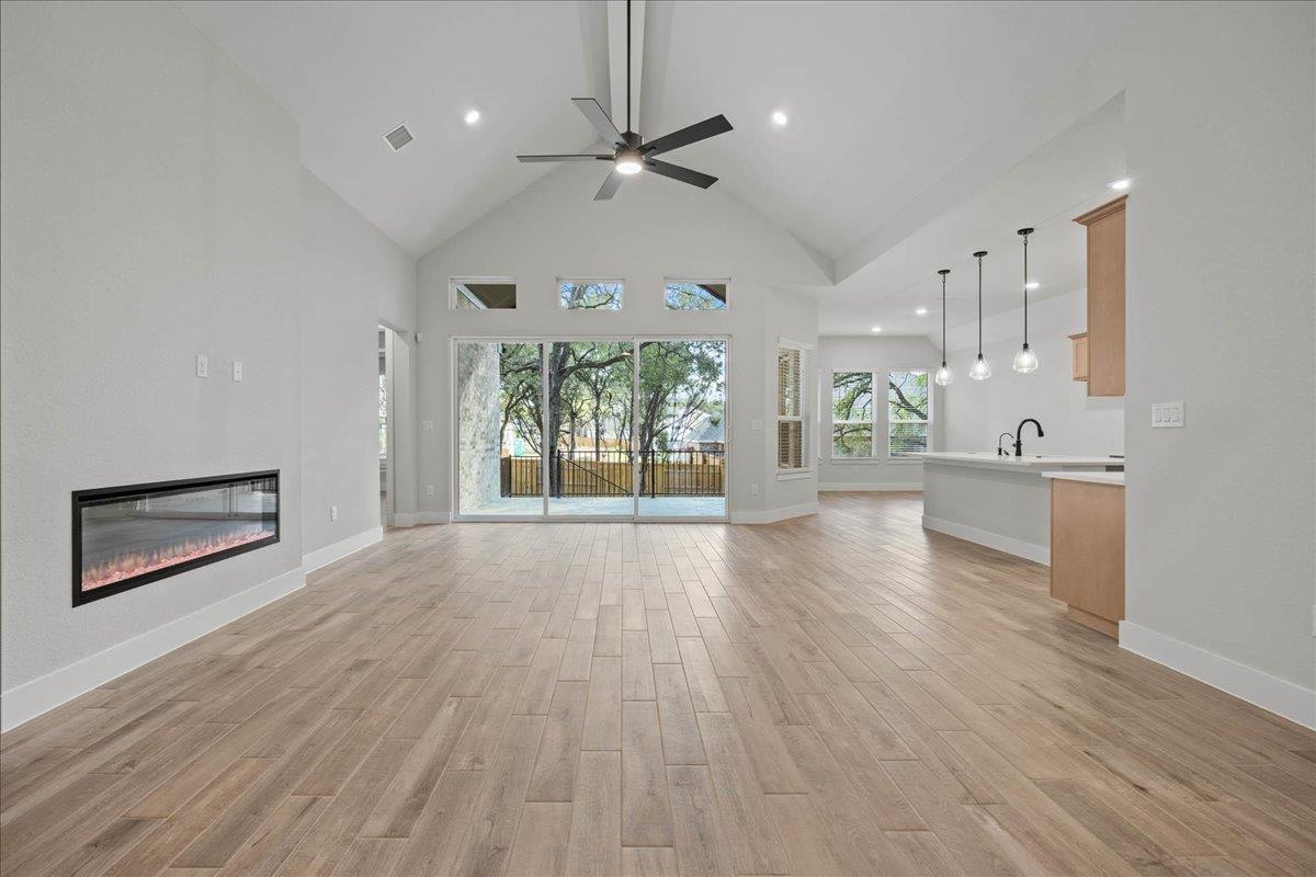 123 Seaside Sparrow Way, Kyle, TX 78640