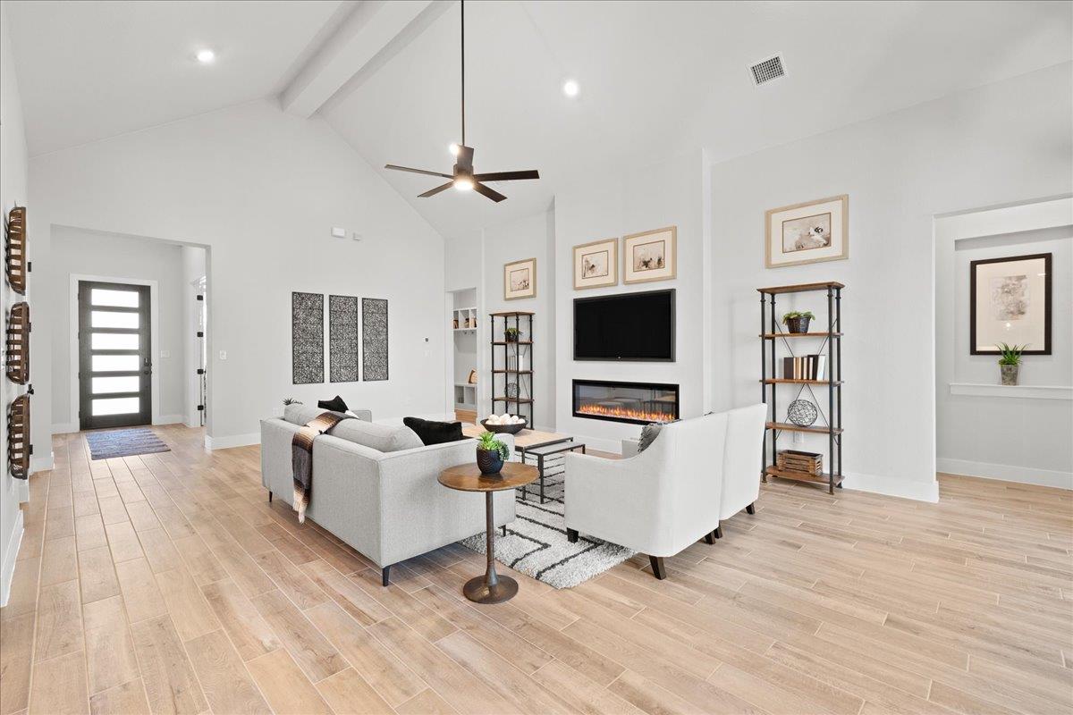 123 Seaside Sparrow Way, Kyle, TX 78640