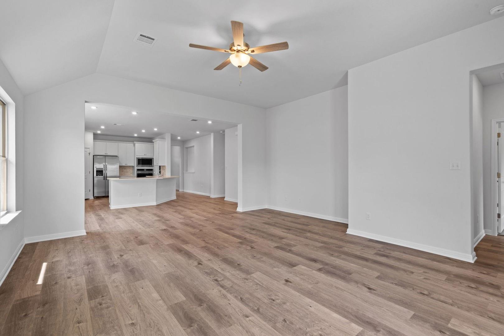 4527 Royal Oak Blvd, San Marcos, TX 78666