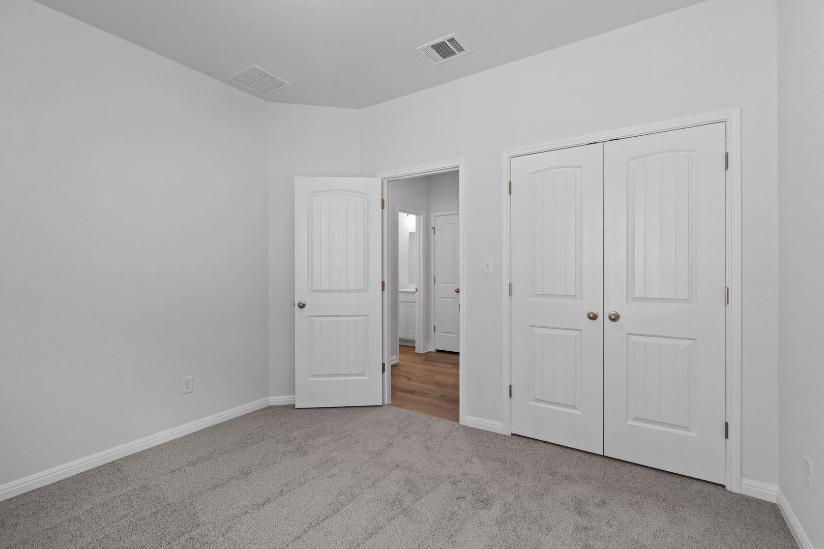 4527 Royal Oak Blvd, San Marcos, TX 78666