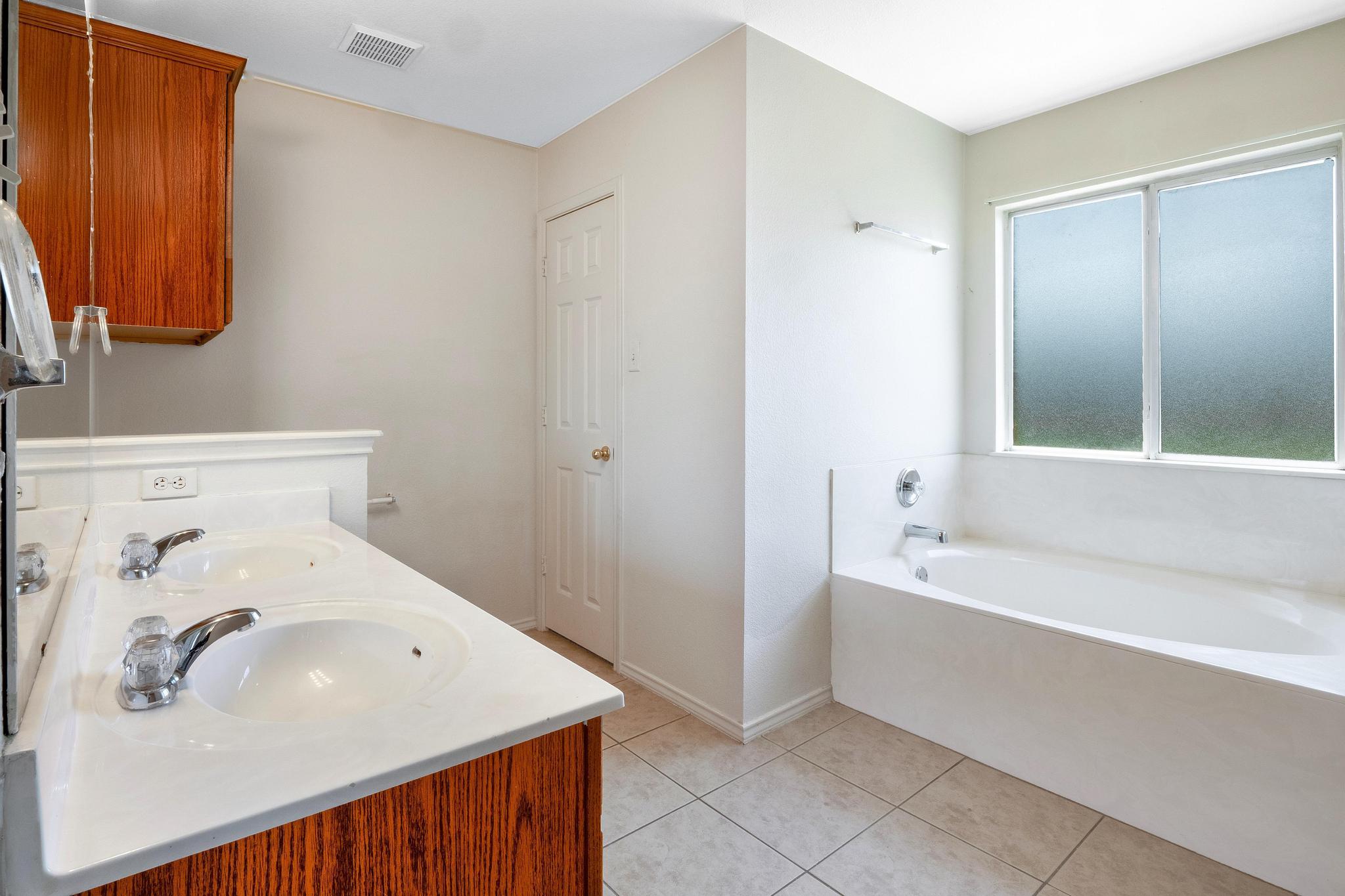 3702 Gowen Ct, Killeen, TX 76543