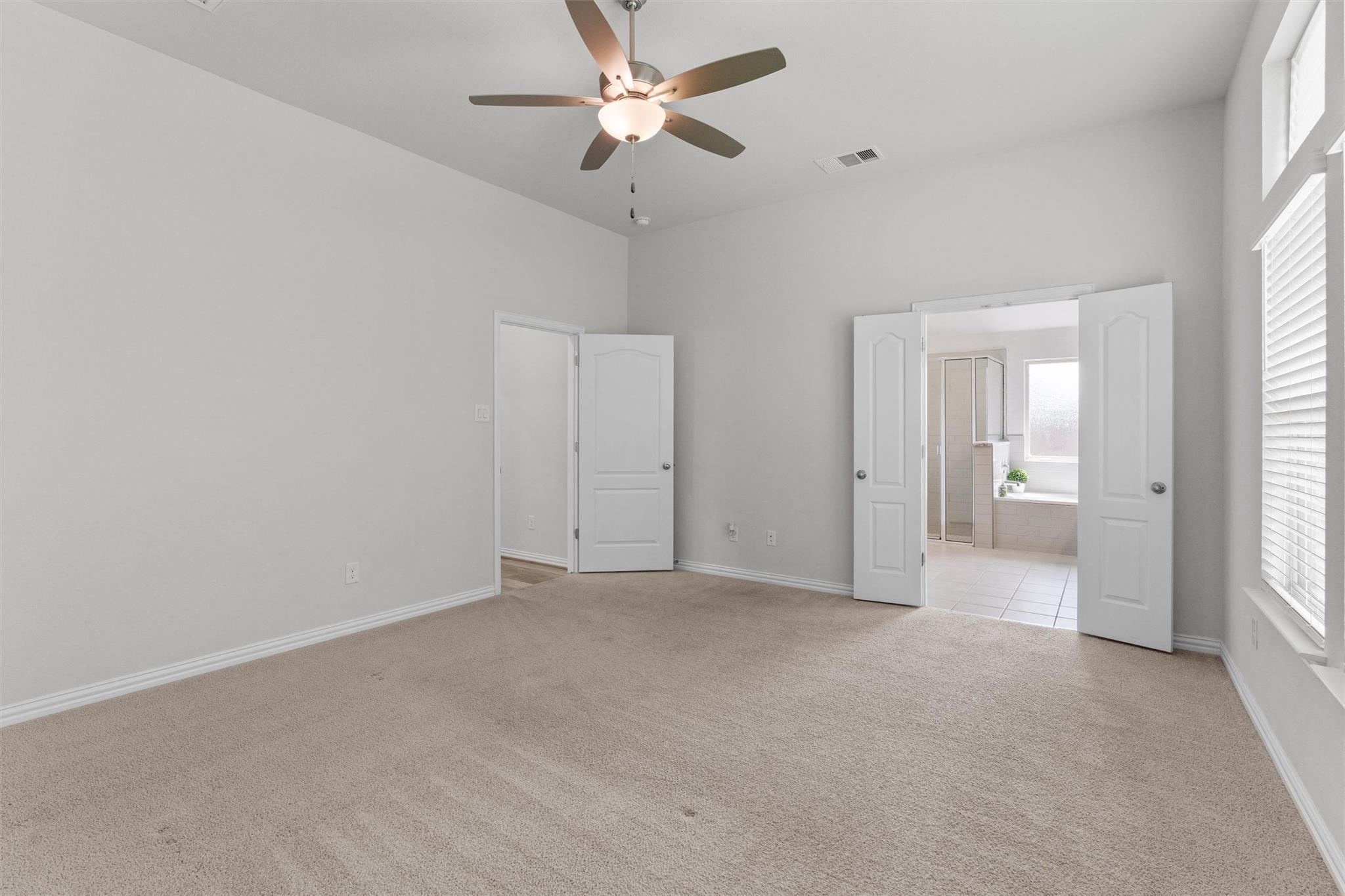 562 Leadtree Loop, Buda, TX 78610