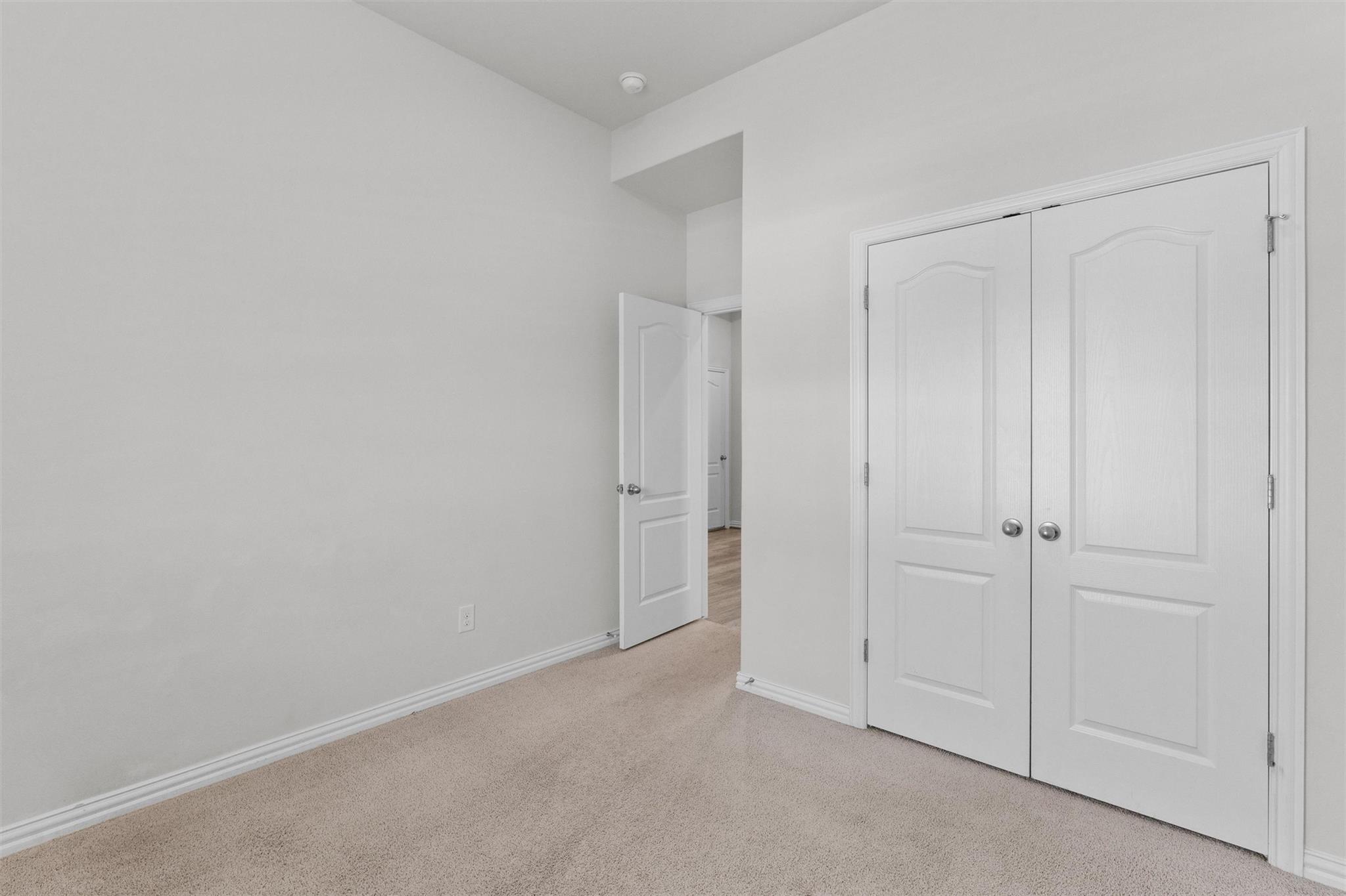 562 Leadtree Loop, Buda, TX 78610