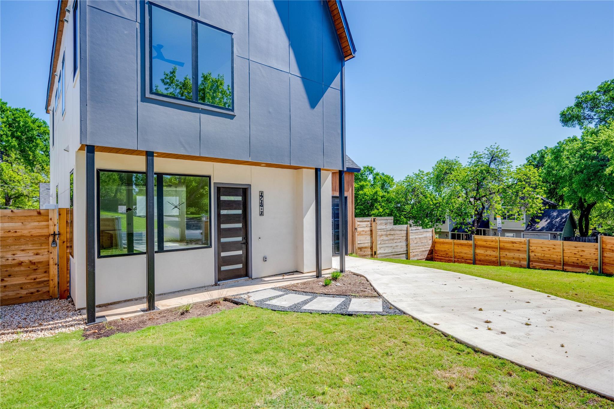 1714 Woodland Ave # 1, Austin, TX 78741