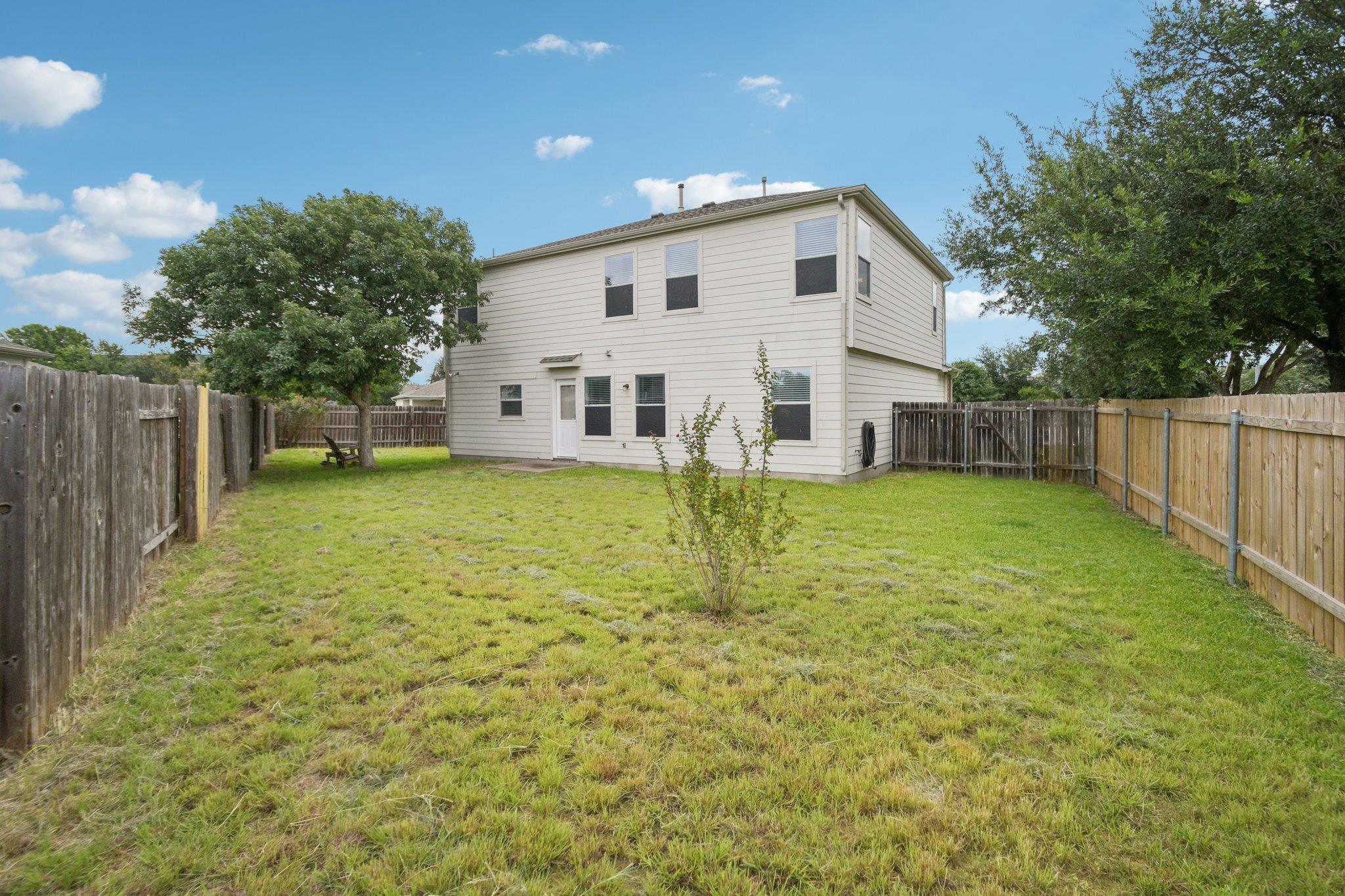 14408 E Gurneys Eagle Dr, Elgin, TX 78621