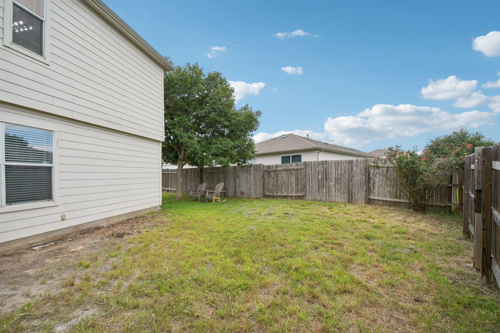 14408 E Gurneys Eagle Dr, Elgin, TX 78621