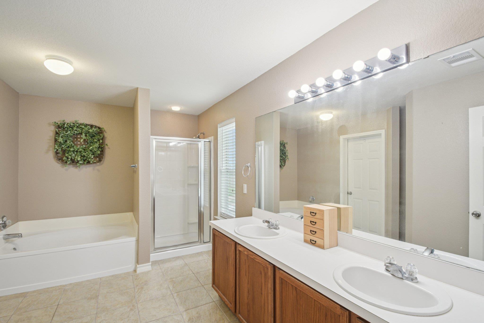 14408 E Gurneys Eagle Dr, Elgin, TX 78621