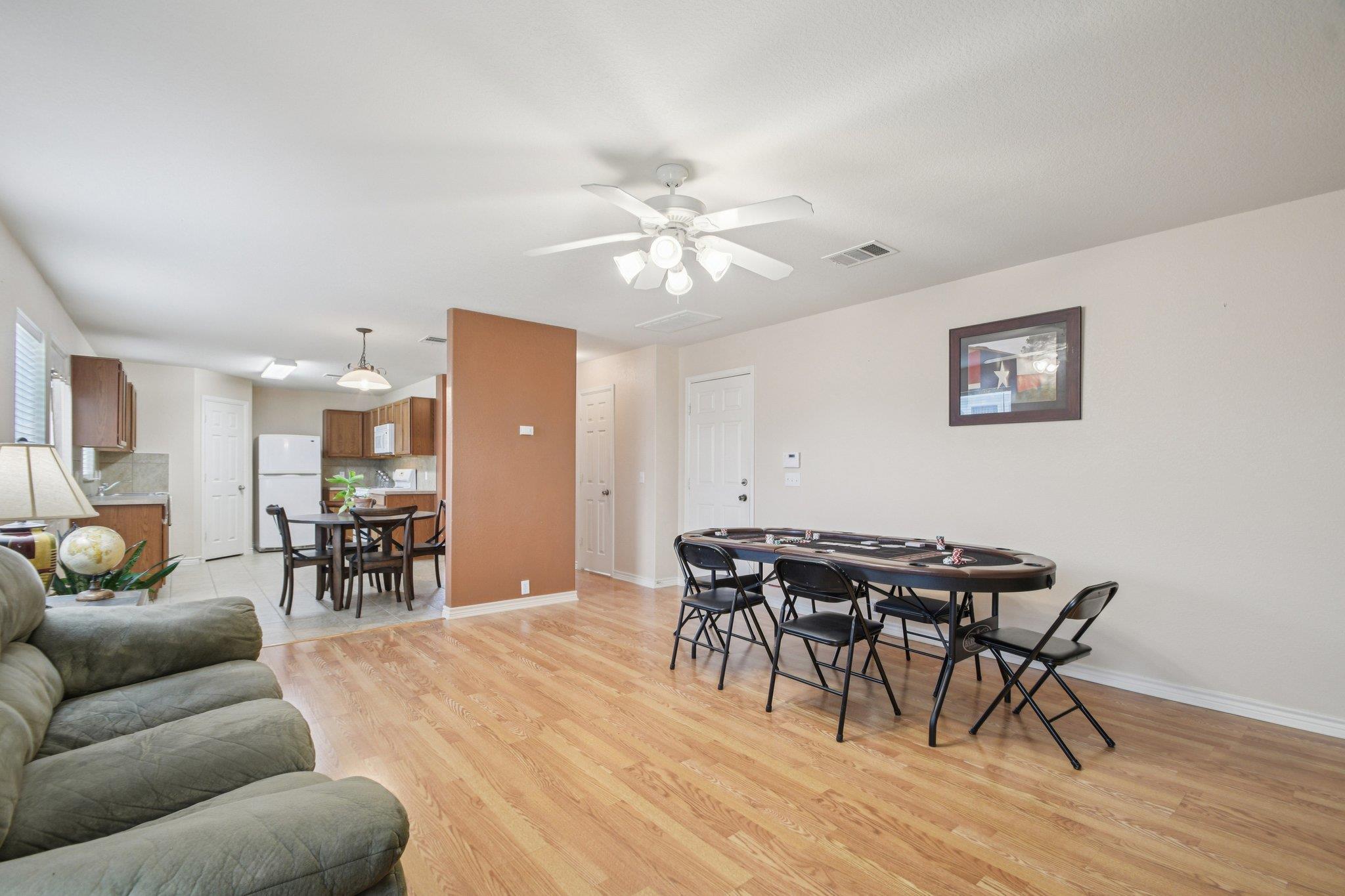 14408 E Gurneys Eagle Dr, Elgin, TX 78621