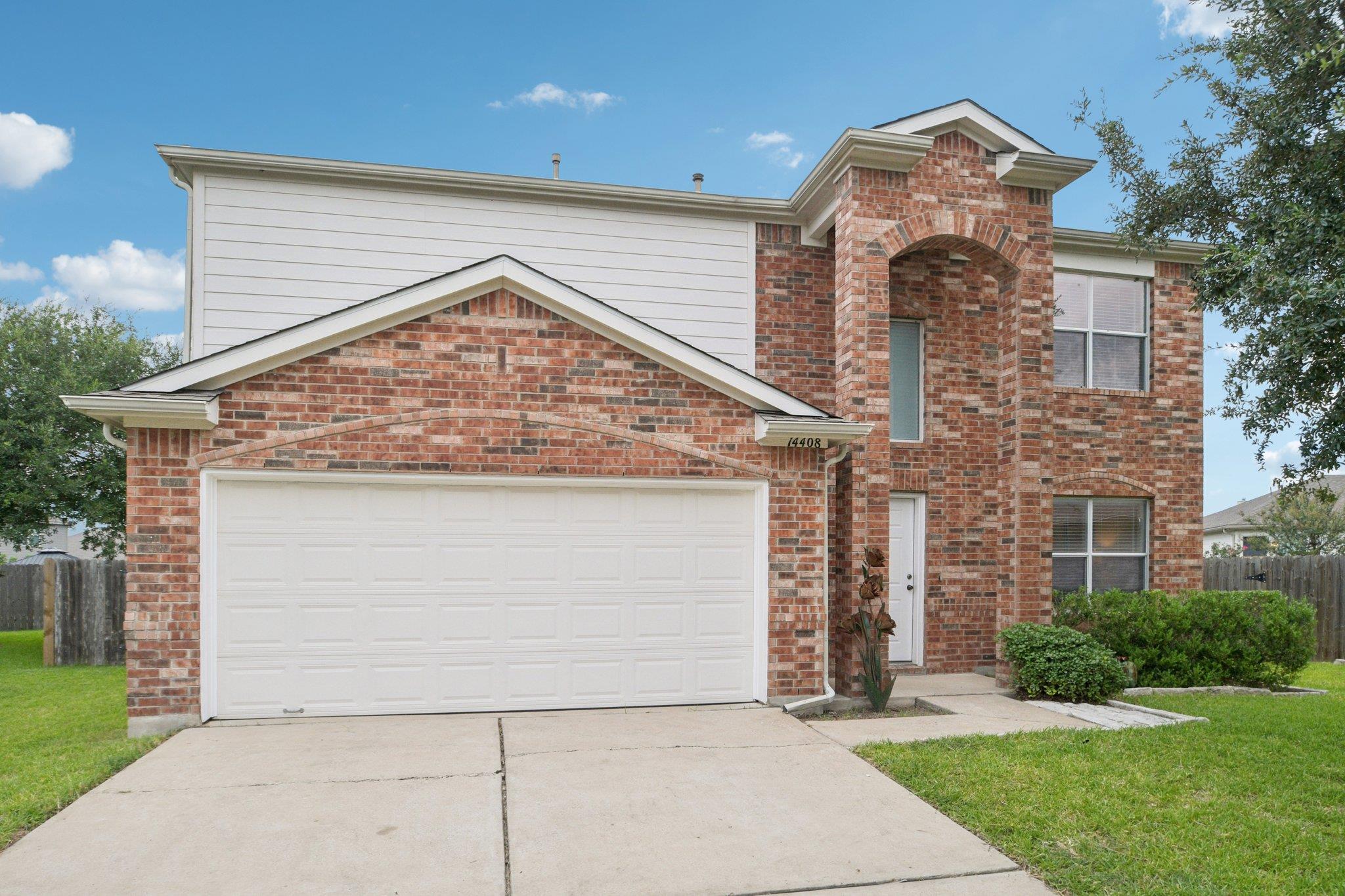 14408 E Gurneys Eagle Dr, Elgin, TX 78621