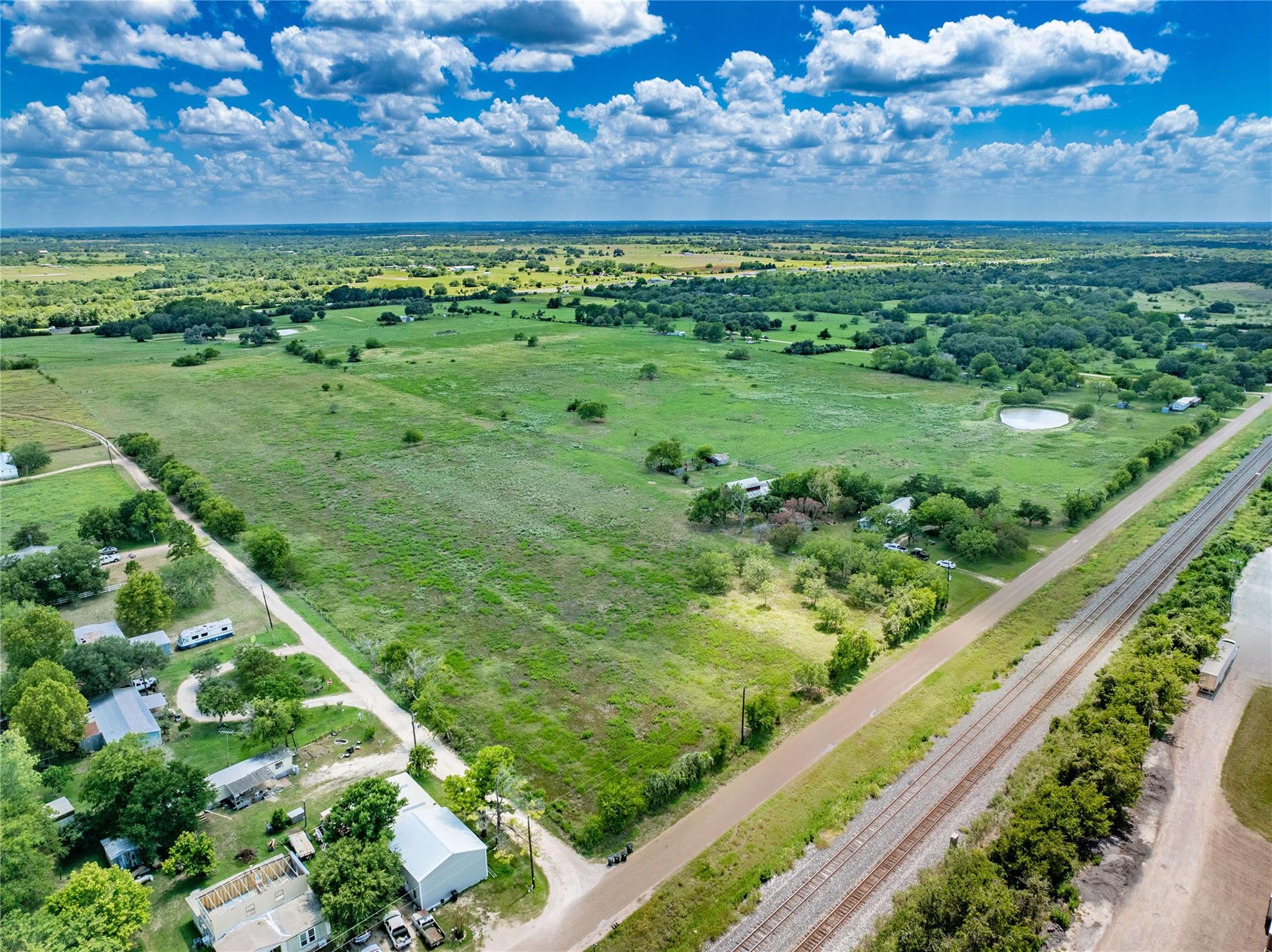 1466 County Road 253, Weimar, TX 78962