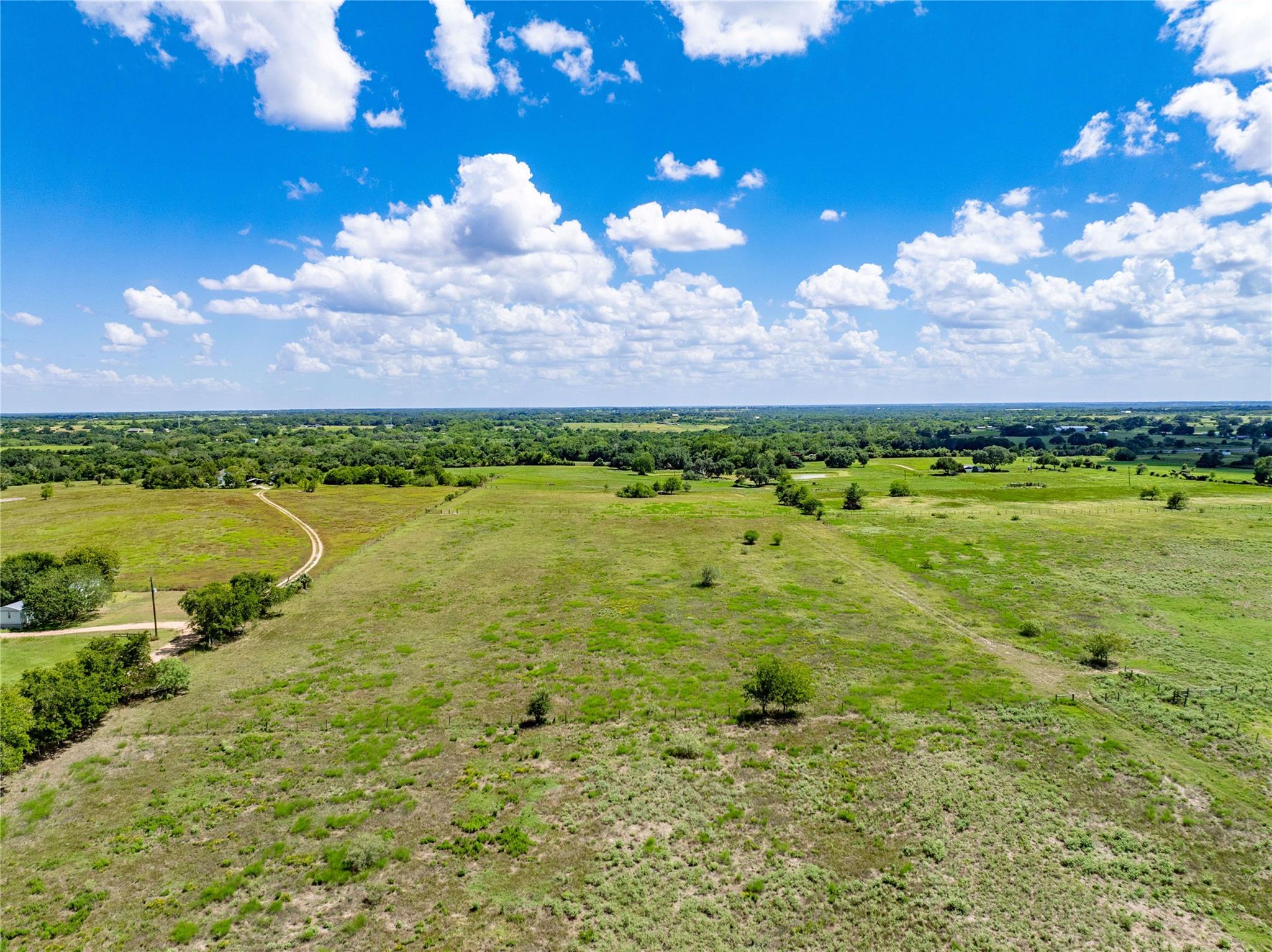 1466 County Road 253, Weimar, TX 78962