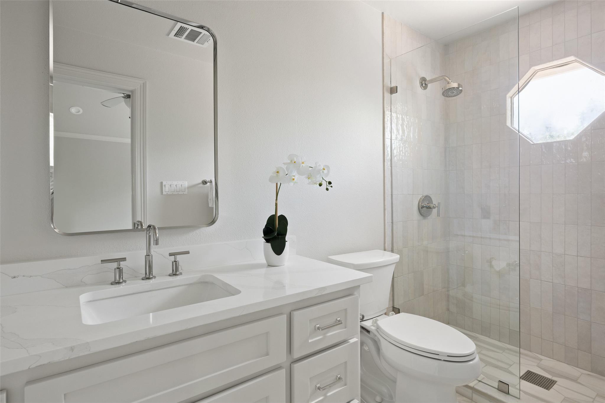 8605 Mendocino Dr, Austin, TX 78735