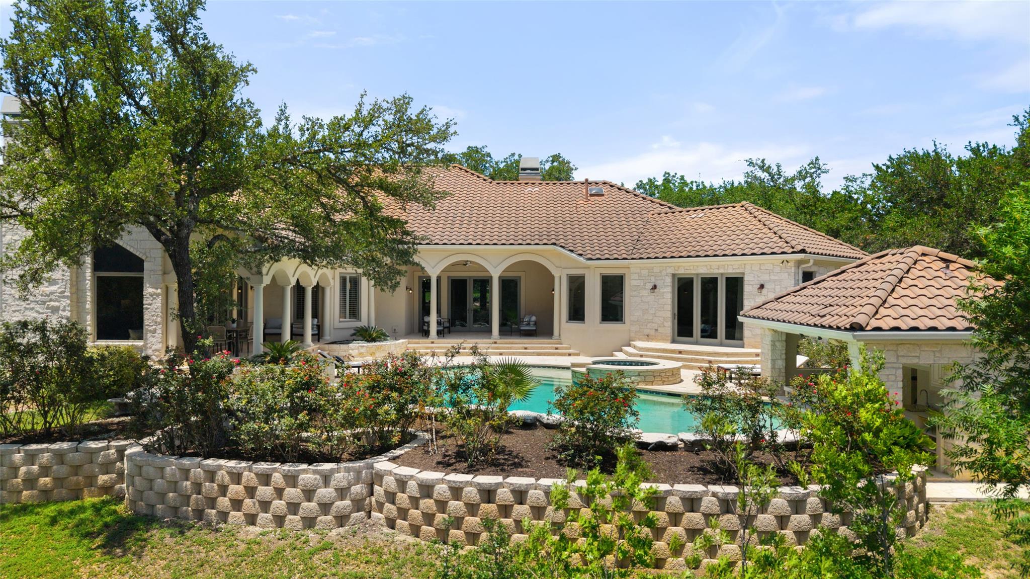 8605 Mendocino Dr, Austin, TX 78735