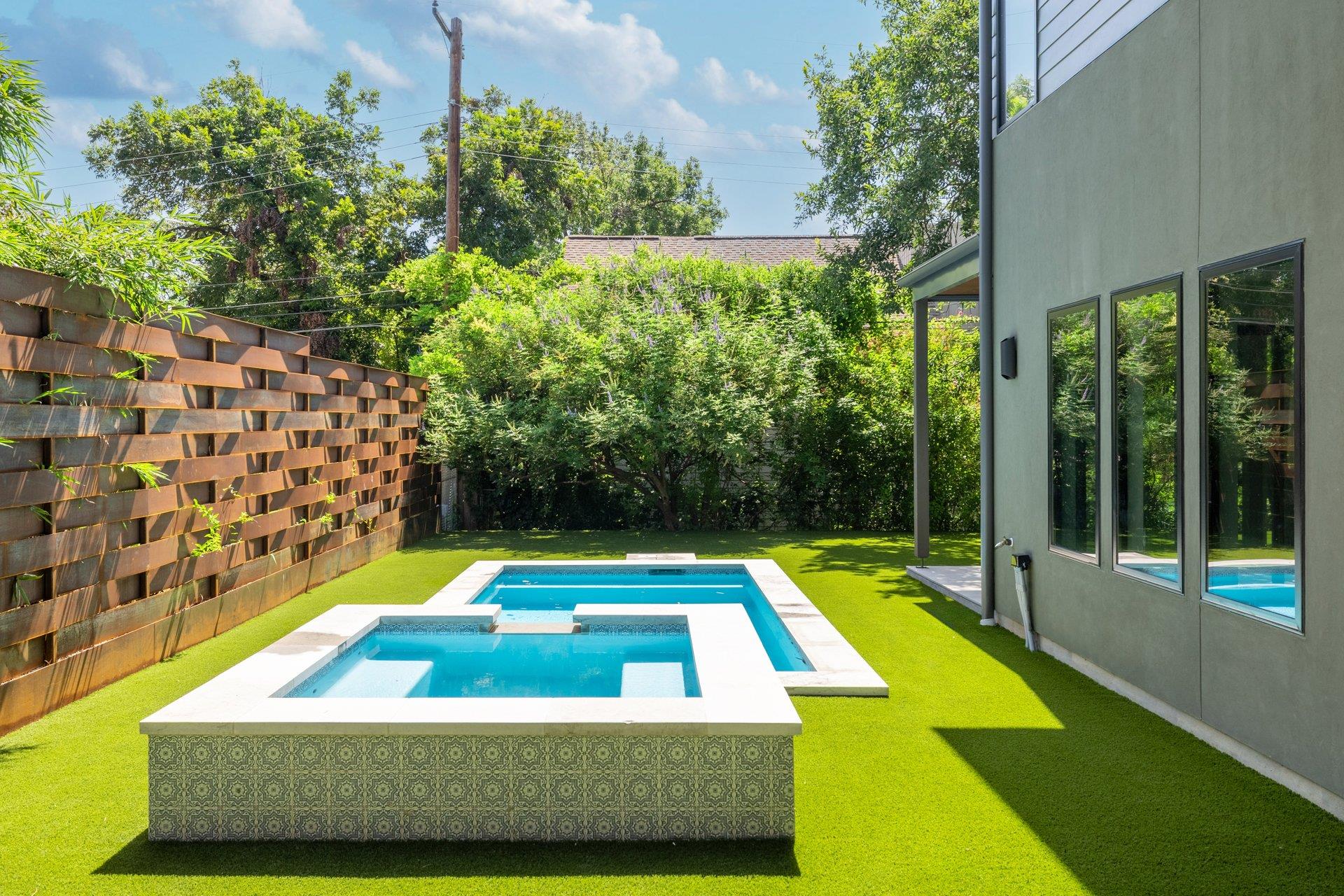 2411 McCall Rd, Austin, TX 78703