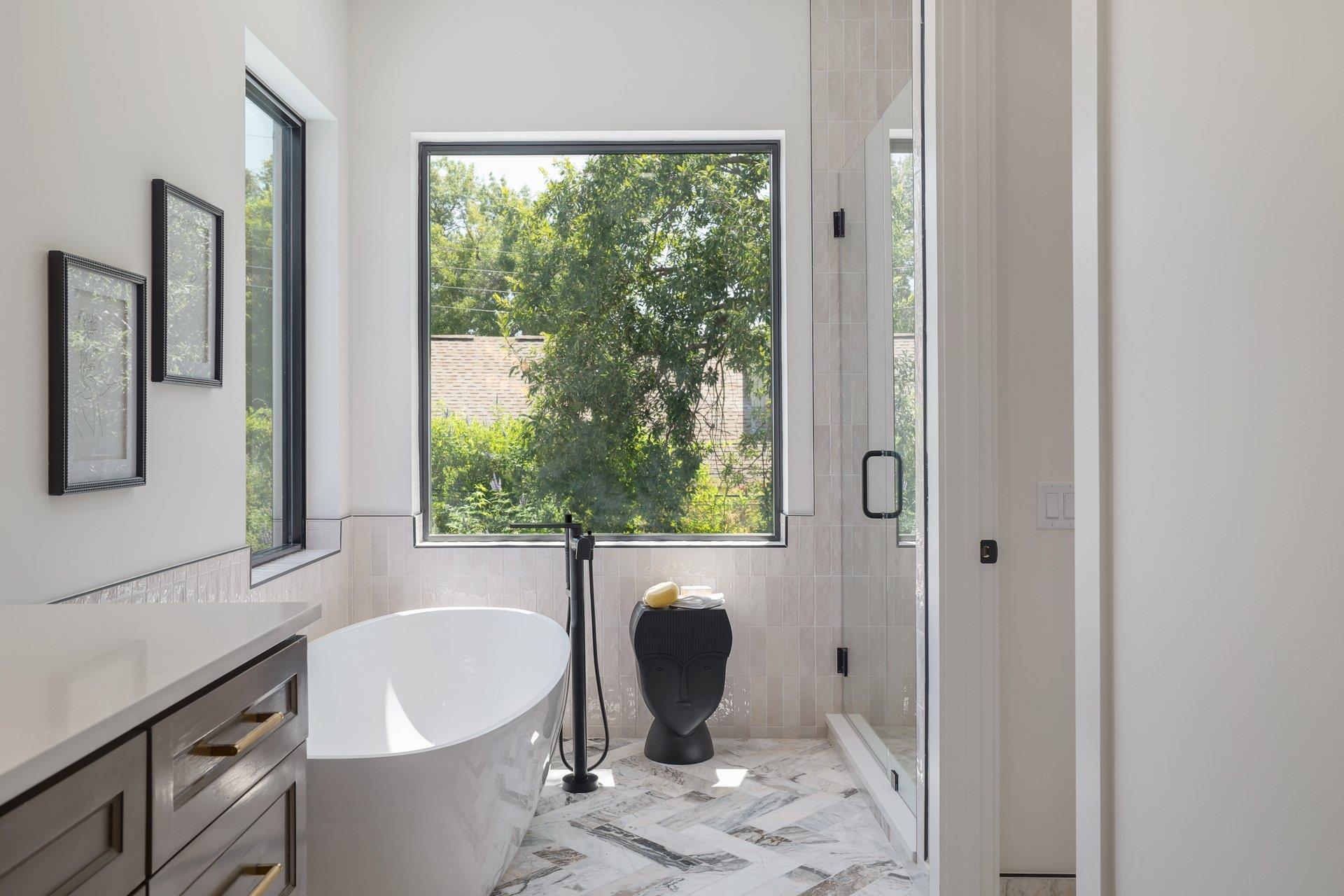 2411 McCall Rd, Austin, TX 78703