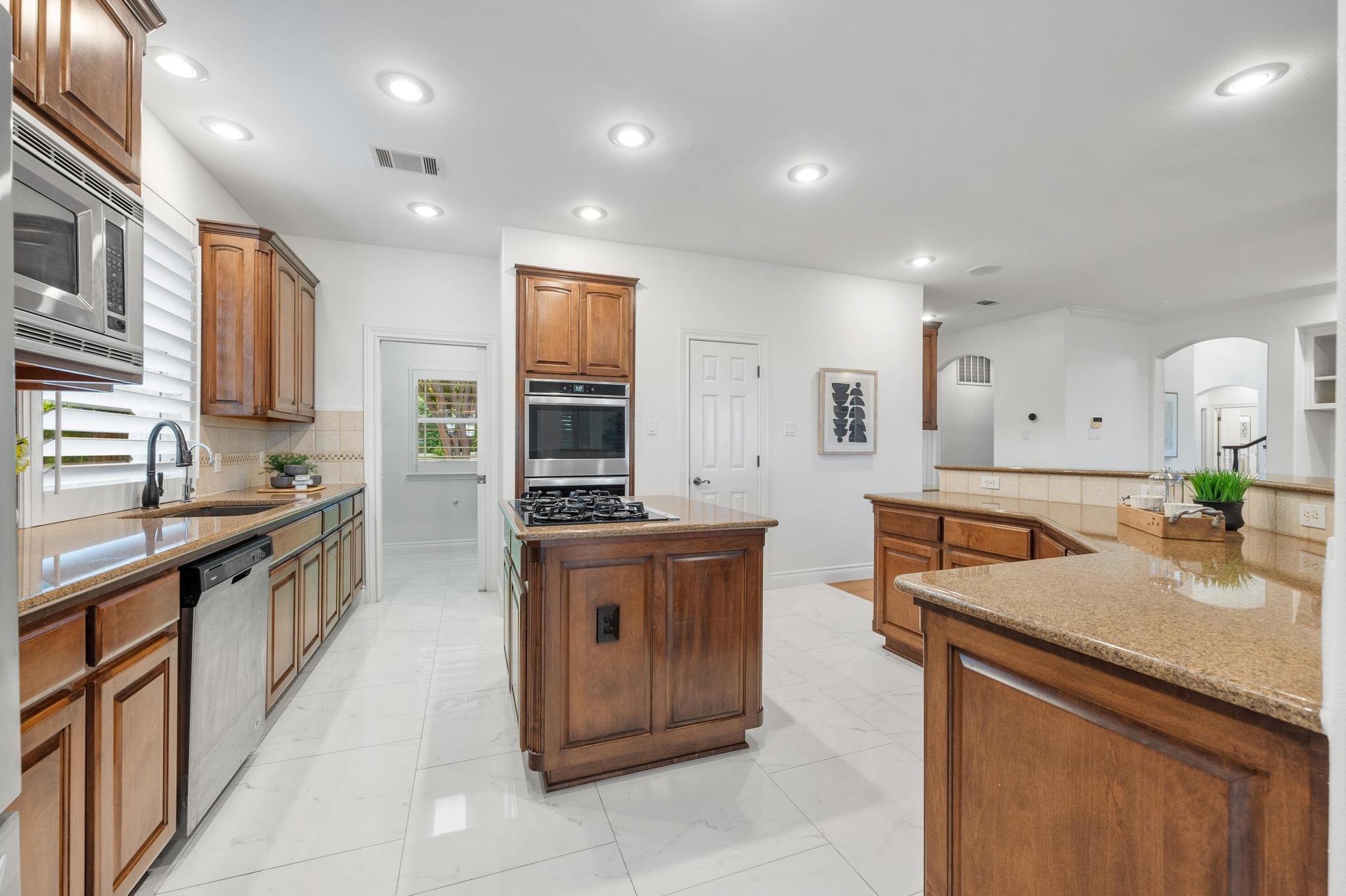 9604 Big View Dr, Austin, TX 78730