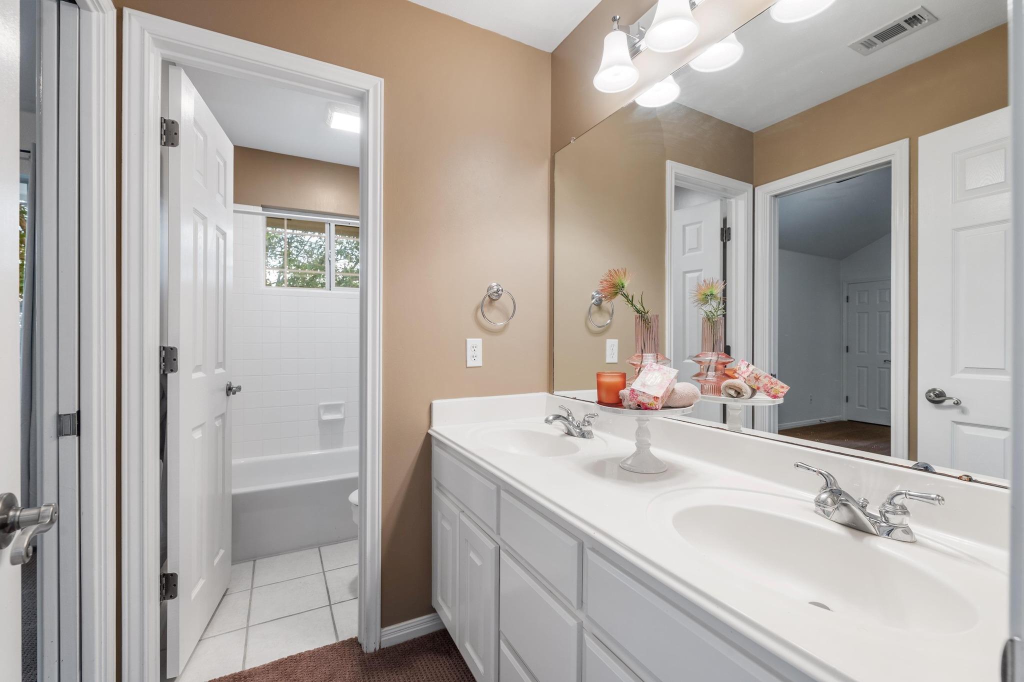9604 Big View Dr, Austin, TX 78730