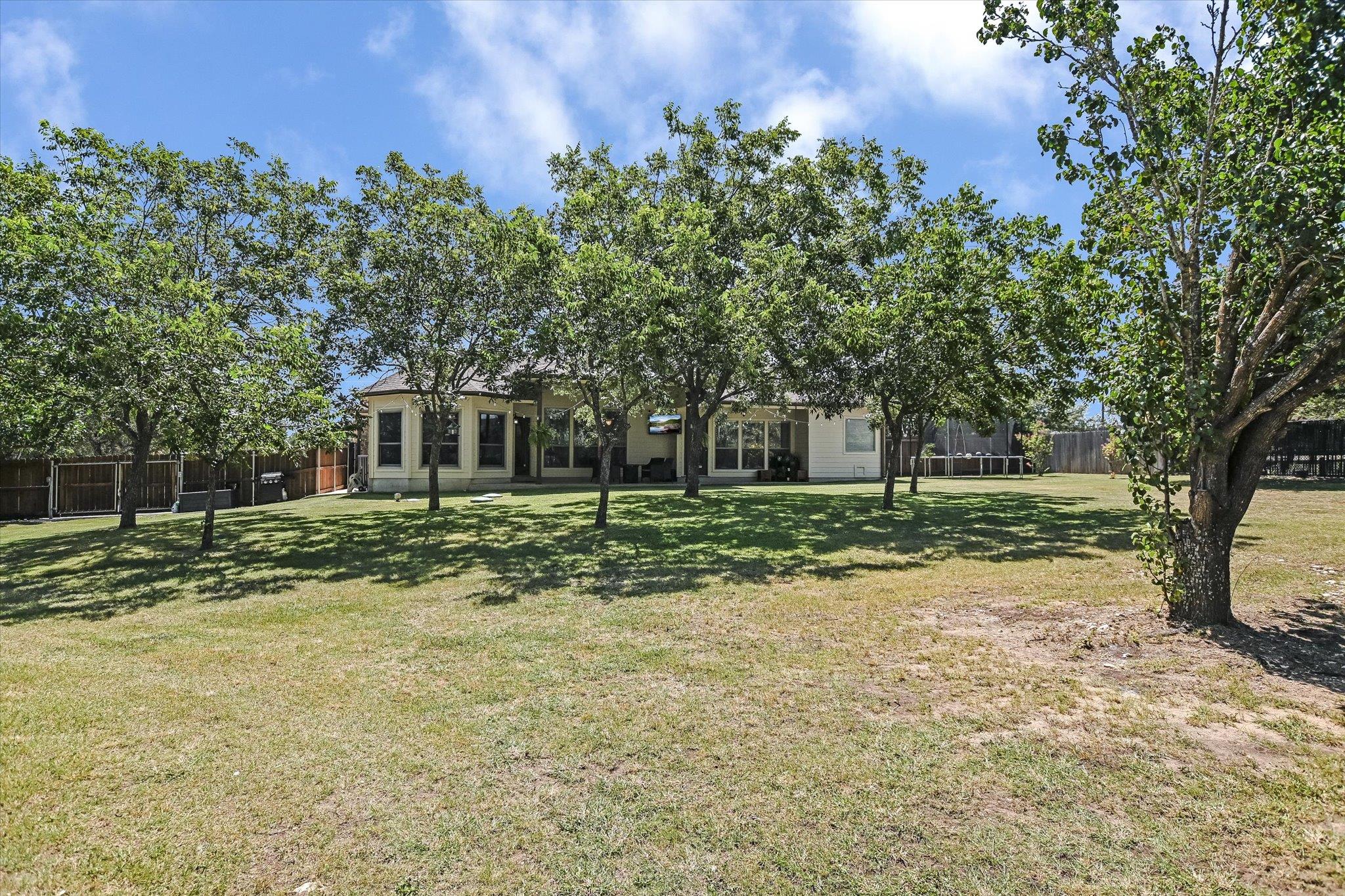 629 Speed Horse, Liberty Hill, TX 78642