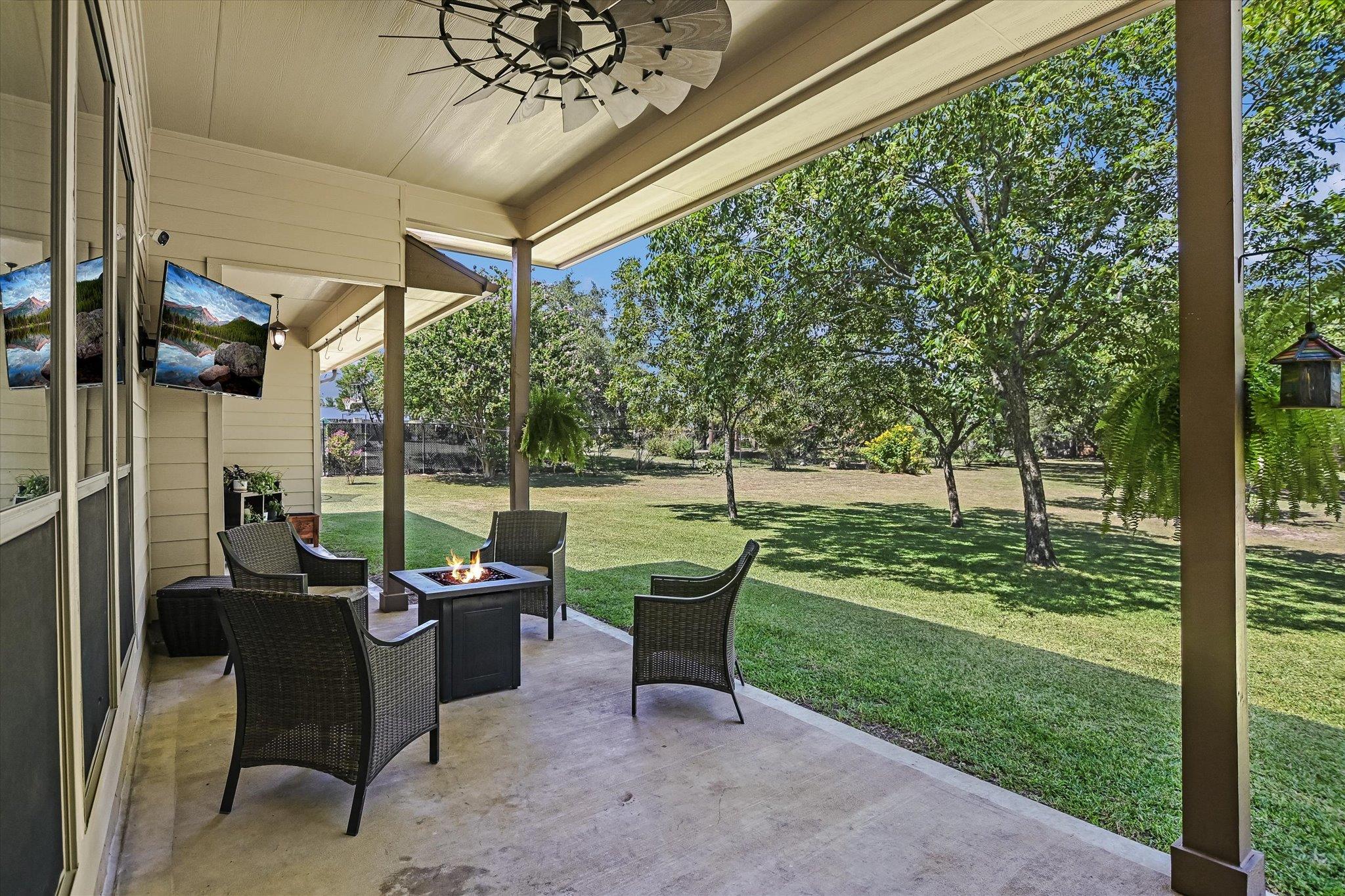 629 Speed Horse, Liberty Hill, TX 78642