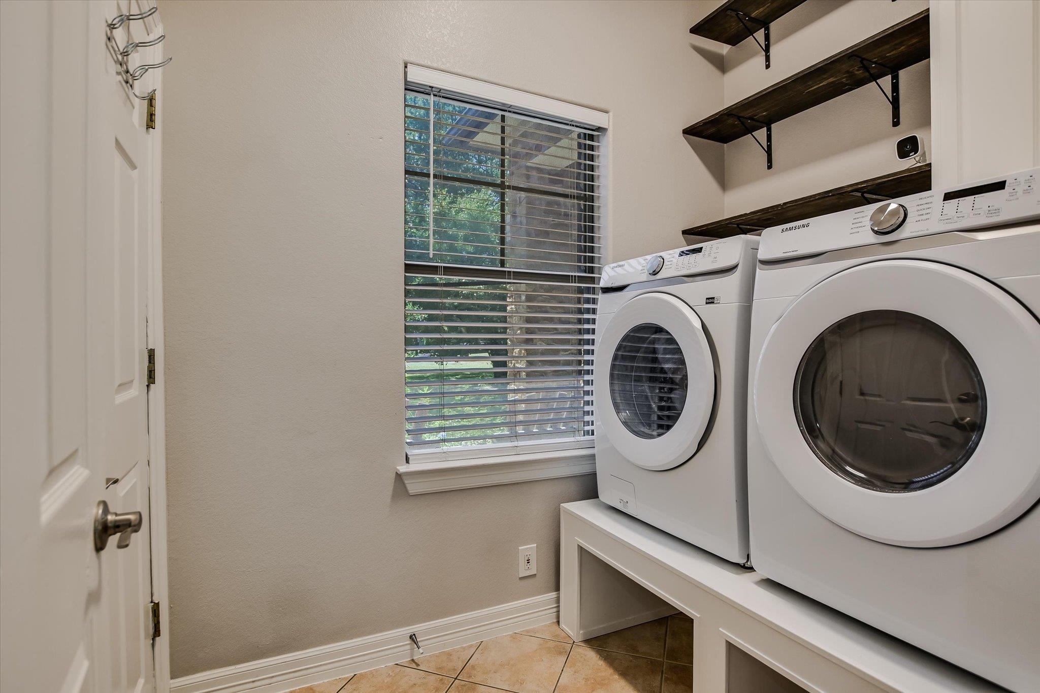 629 Speed Horse, Liberty Hill, TX 78642