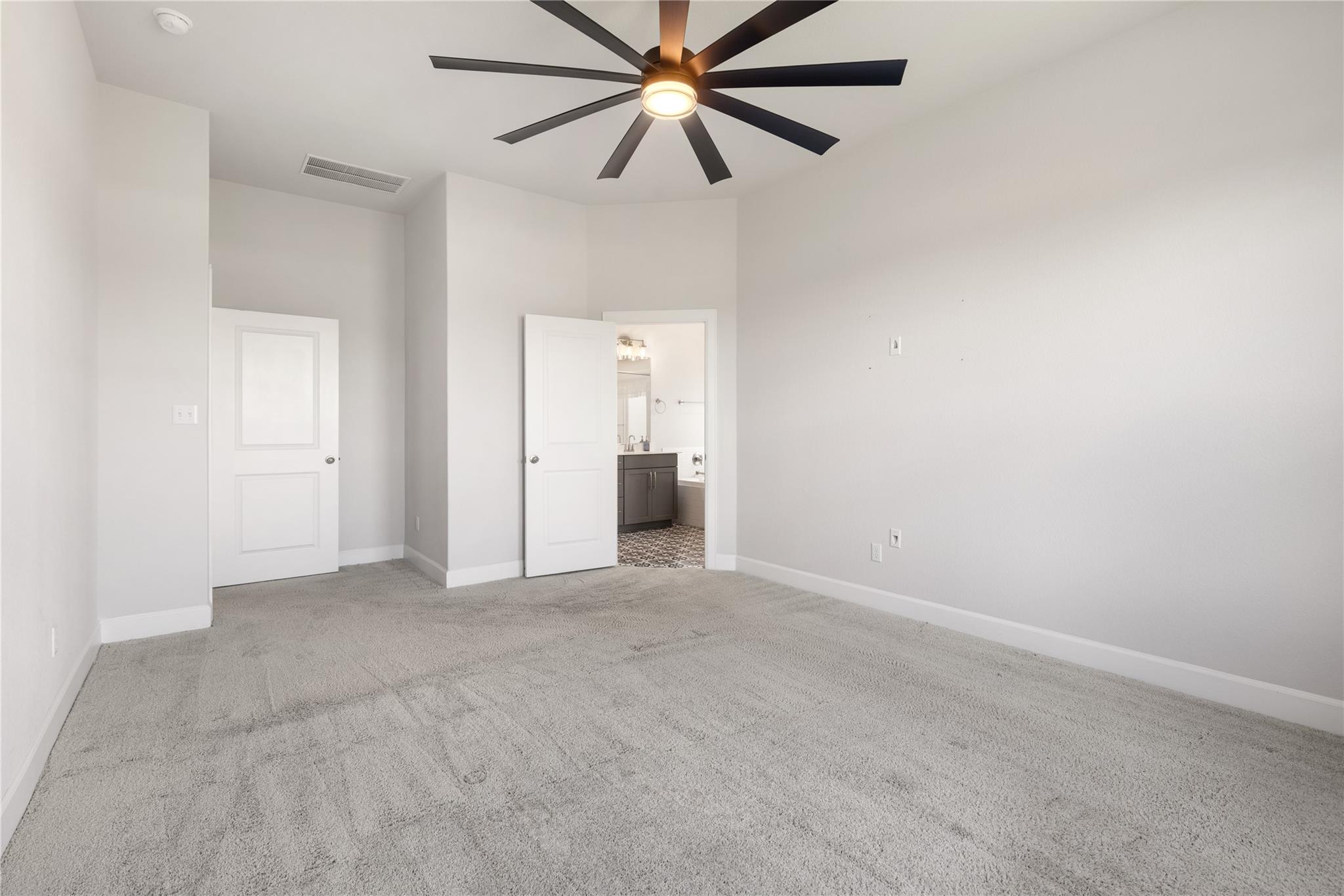 404 Simmental Loop, Hutto, TX 78634