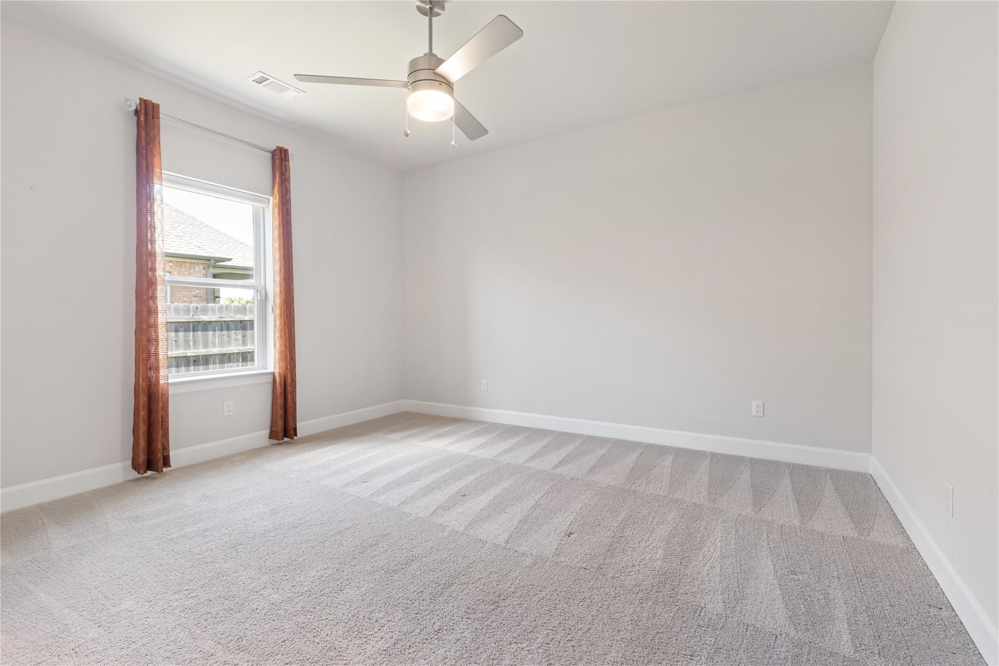 404 Simmental Loop, Hutto, TX 78634