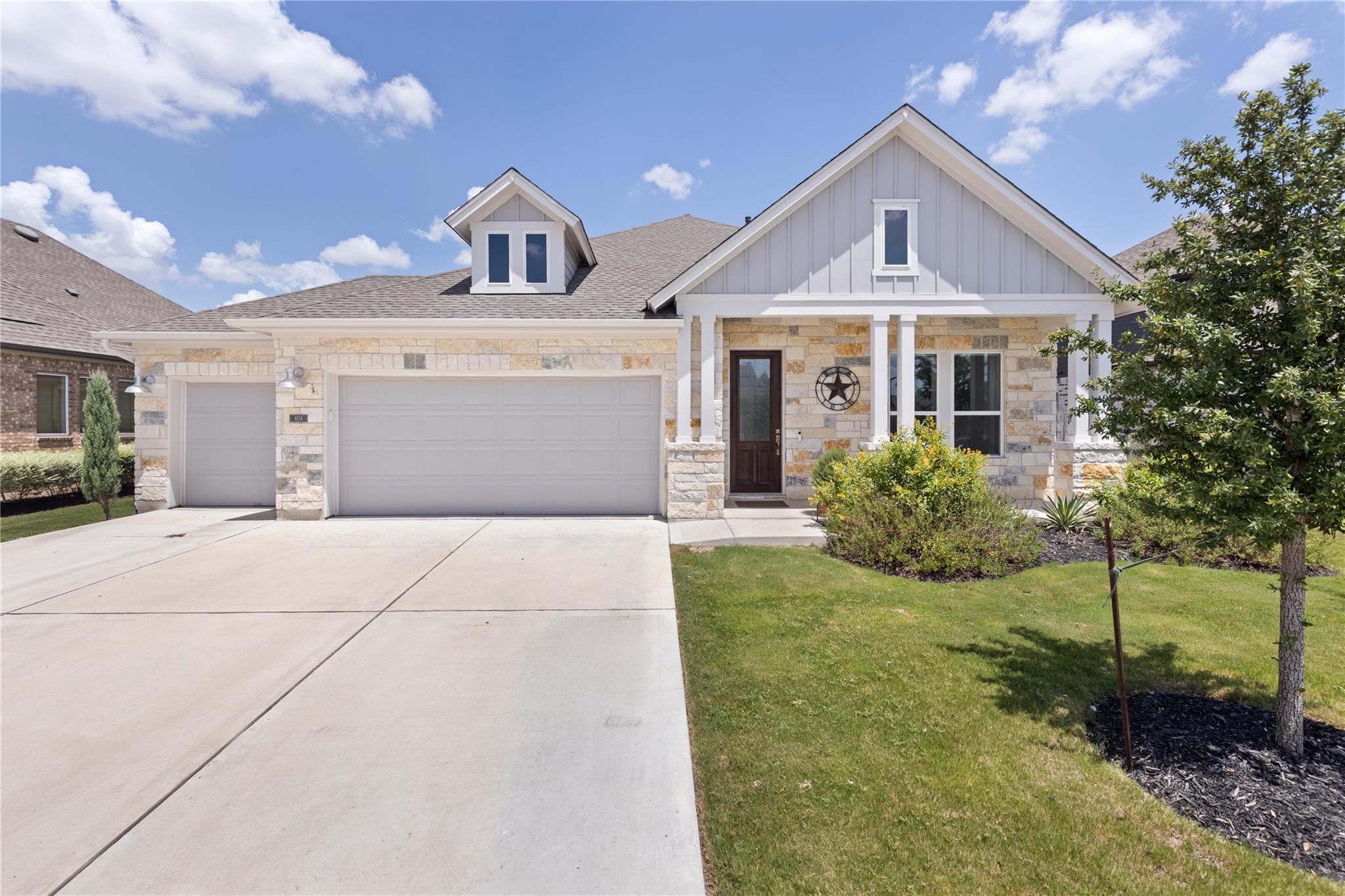 404 Simmental Loop, Hutto, TX 78634