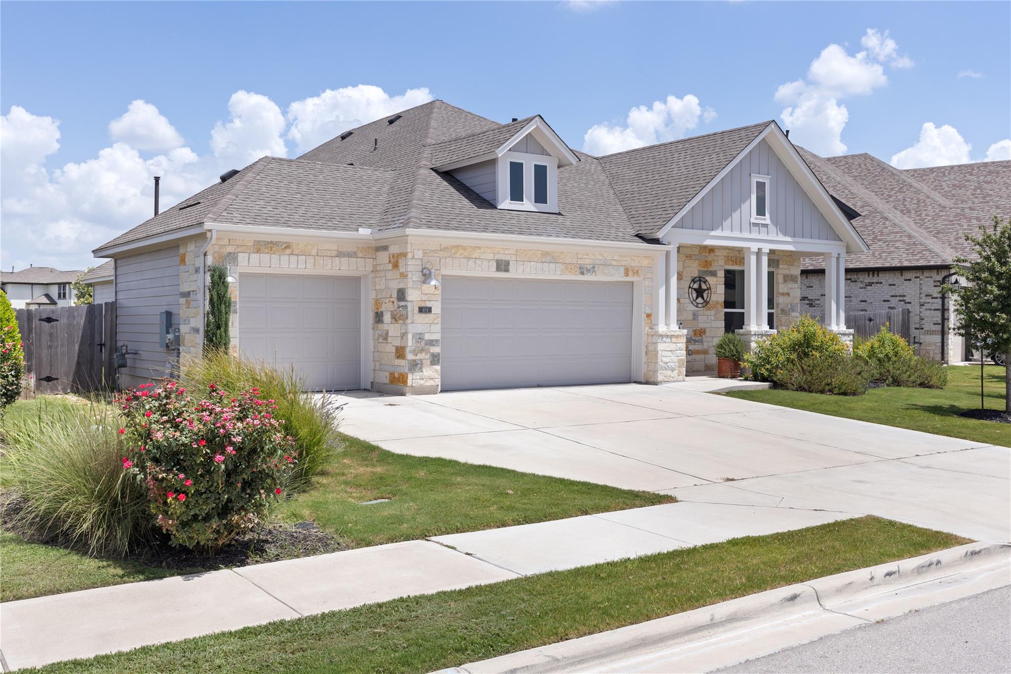 404 Simmental Loop, Hutto, TX 78634