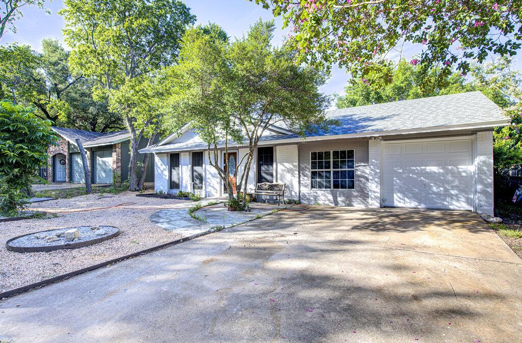 1013 Austin Highlands Blvd, Austin, TX 78745