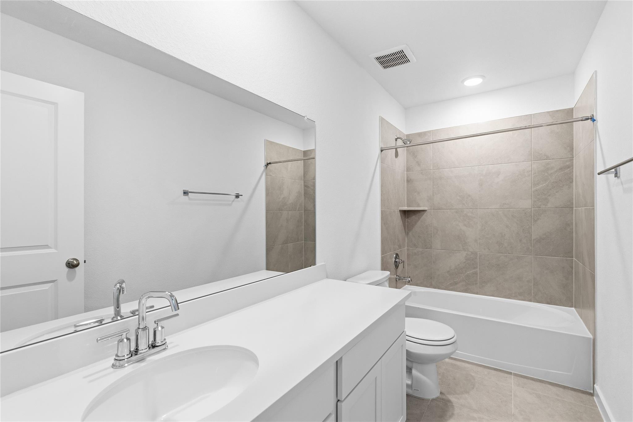 250 Seattle Slew Dr, Jarrell, TX 76537