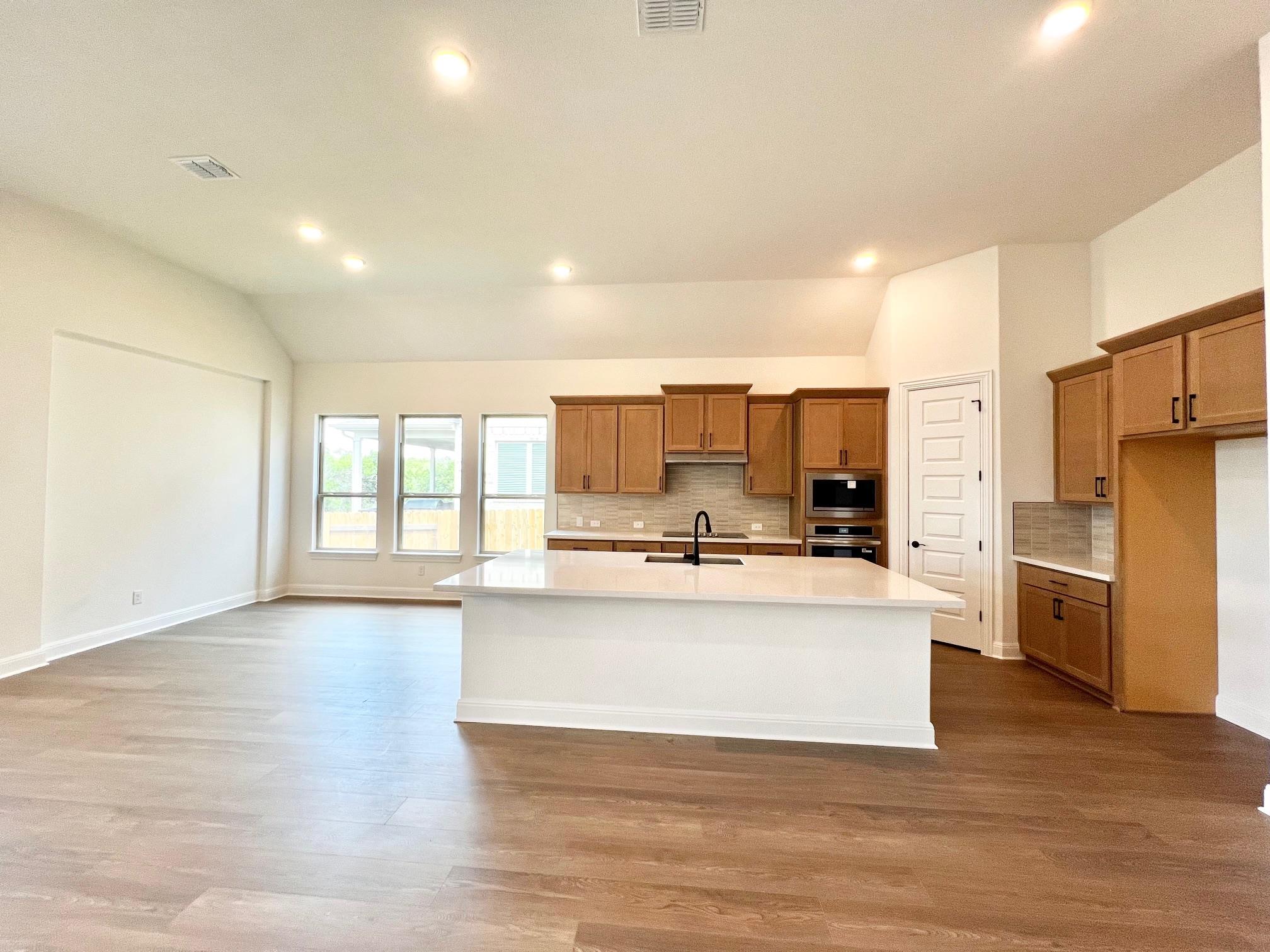 132 Rocky River Rd, Georgetown, TX 78628