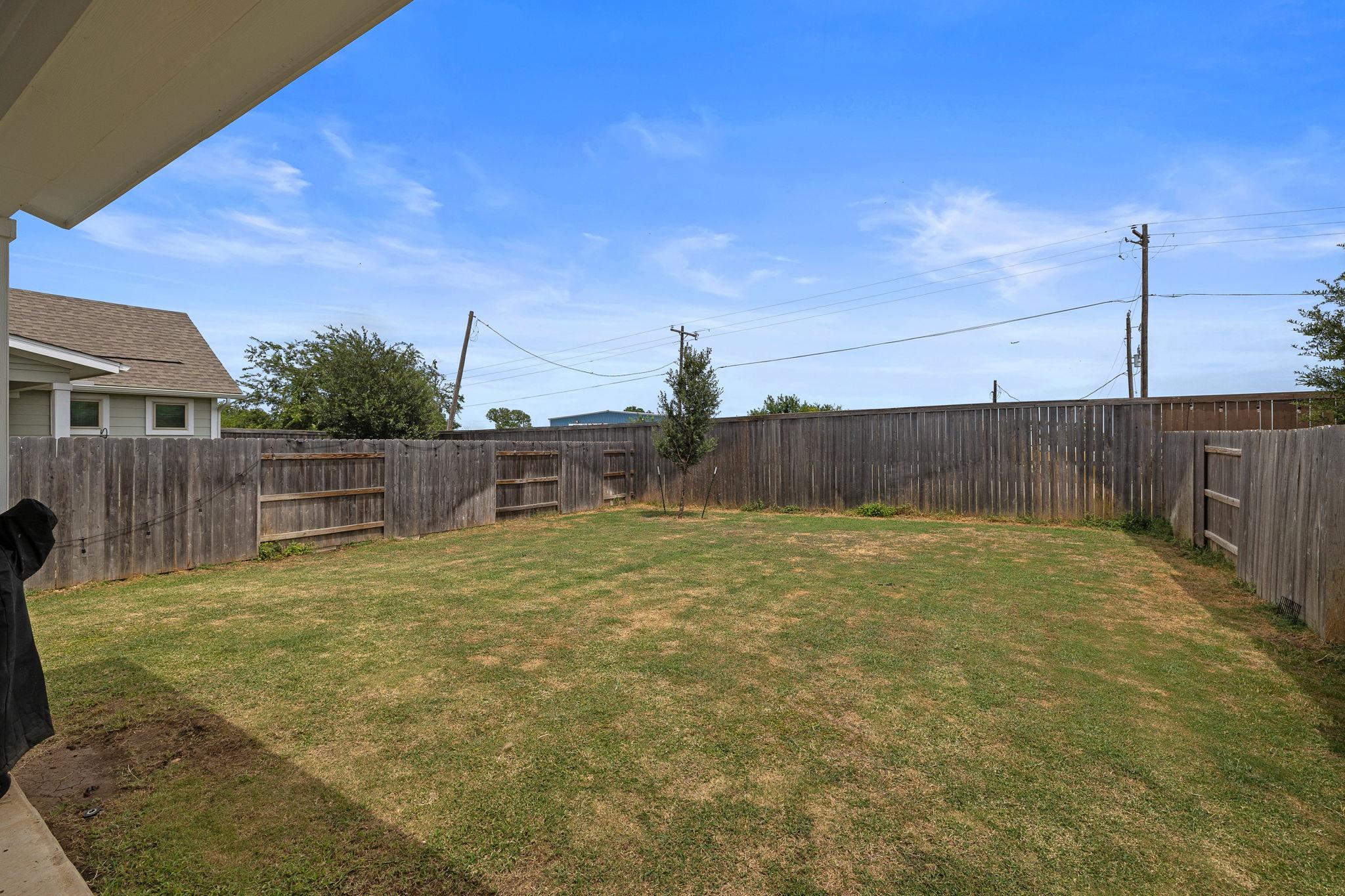 6205 Dumfries Ln, Austin, TX 78744