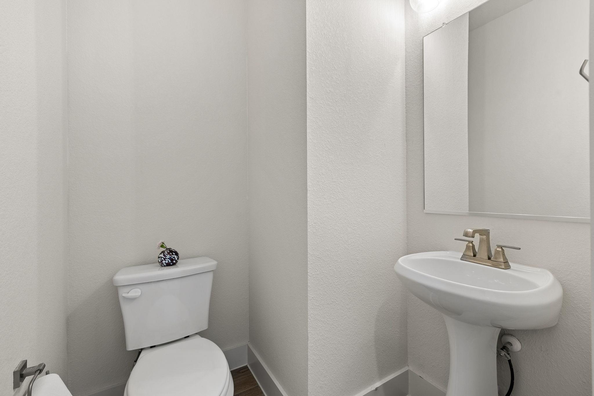 6205 Dumfries Ln, Austin, TX 78744